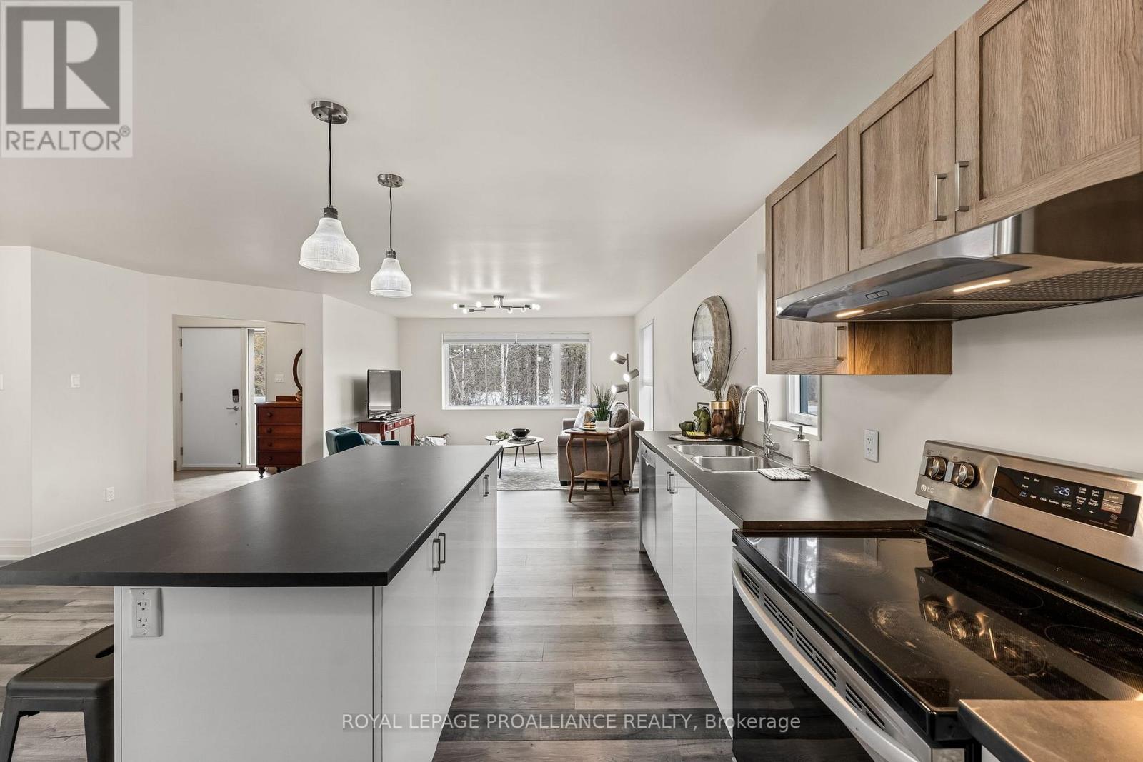 228 Meyers Island Road, Trent Hills, Ontario  K0L 1L0 - Photo 12 - X12079547