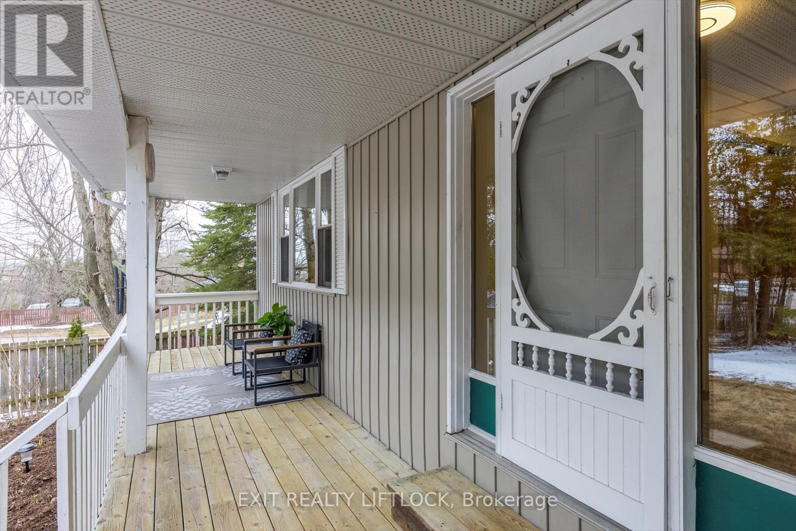 868 Lily Lake Road, Peterborough North (North), Ontario  K9J 6X4 - Photo 9 - X12080492