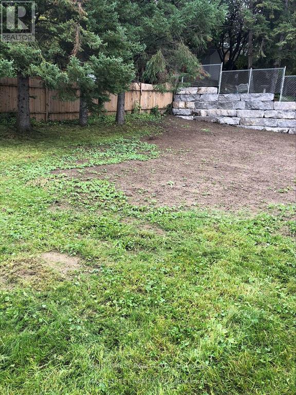 331 Euclid Avenue, Peterborough East (Central), Ontario  K9H 1M5 - Photo 3 - X12080540