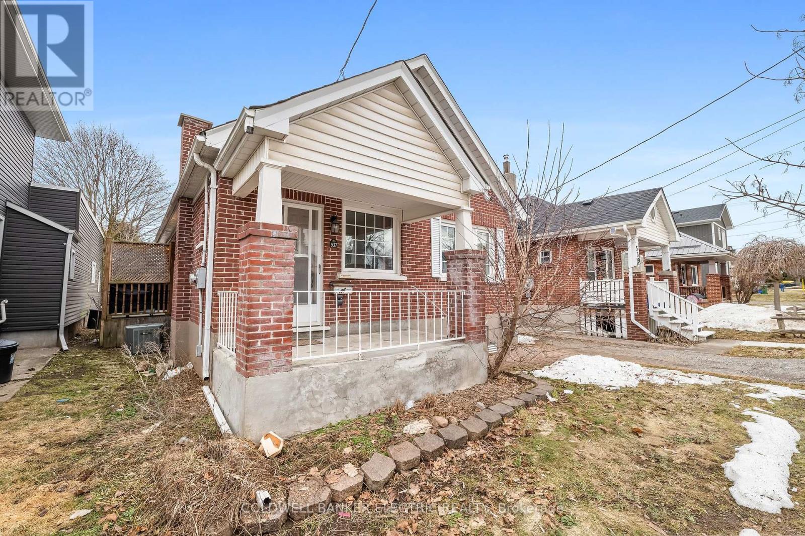 537 Armour Road, Peterborough East (Central), Ontario  K9H 1Y8 - Photo 9 - X12080564