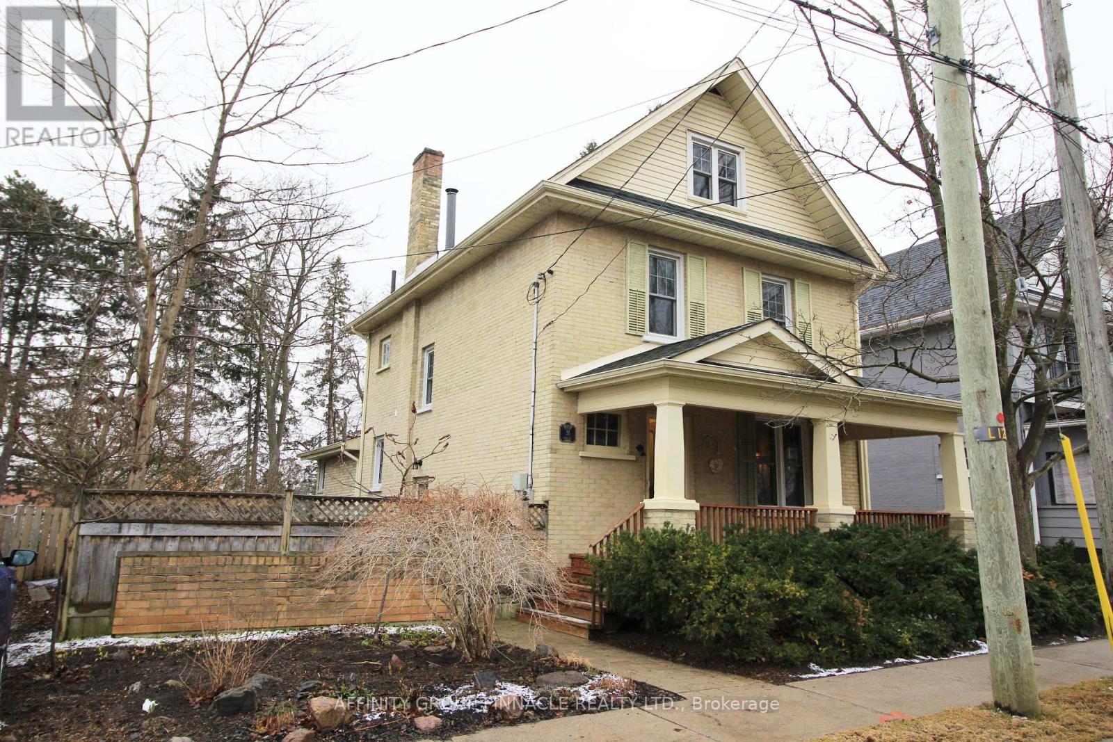 31 Fair Avenue, Kawartha Lakes (Lindsay), Ontario  K9V 3P2 - Photo 1 - X12081133