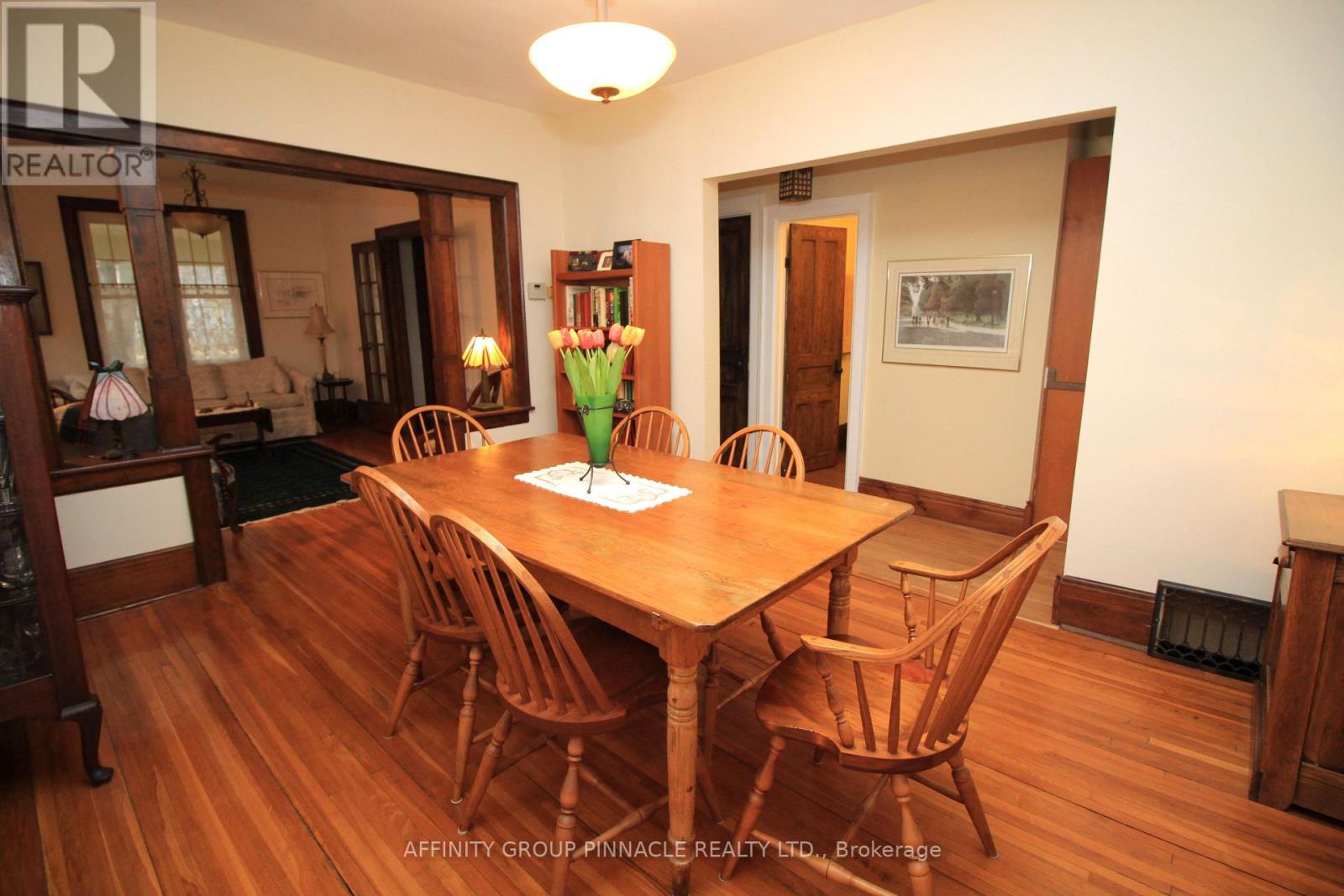 31 Fair Avenue, Kawartha Lakes (Lindsay), Ontario  K9V 3P2 - Photo 12 - X12081133