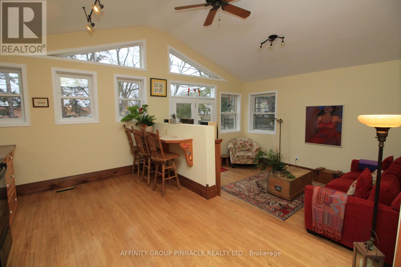 31 Fair Avenue, Kawartha Lakes (Lindsay), Ontario  K9V 3P2 - Photo 17 - X12081133