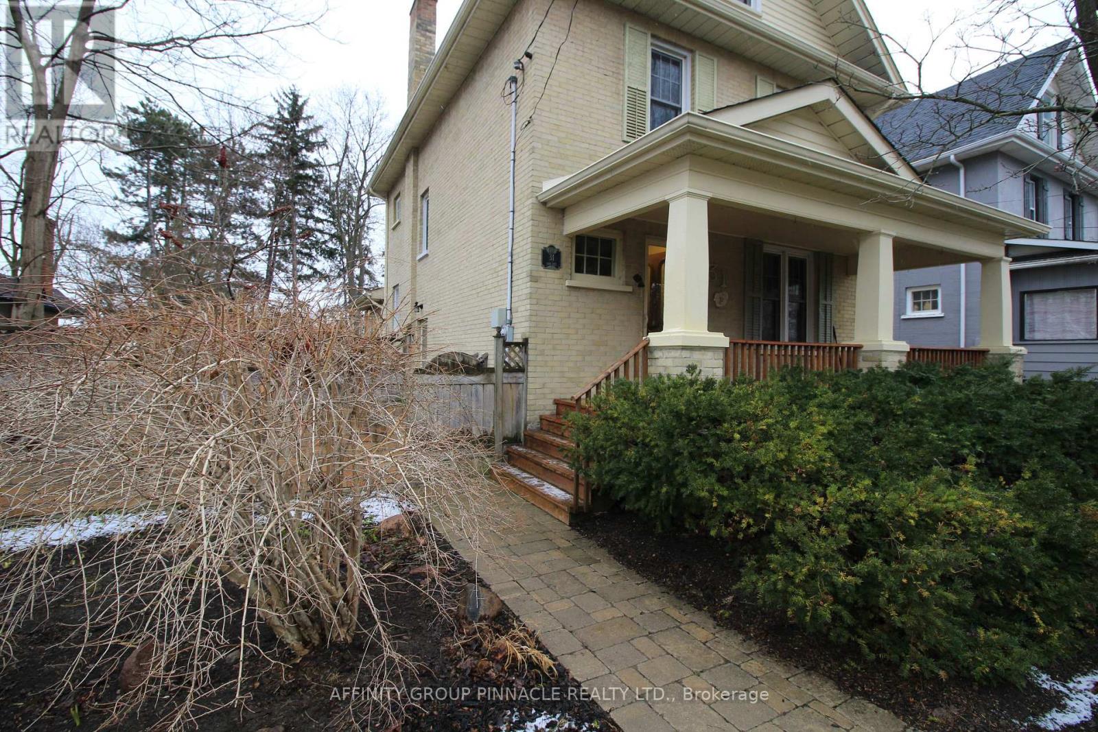 31 Fair Avenue, Kawartha Lakes (Lindsay), Ontario  K9V 3P2 - Photo 2 - X12081133