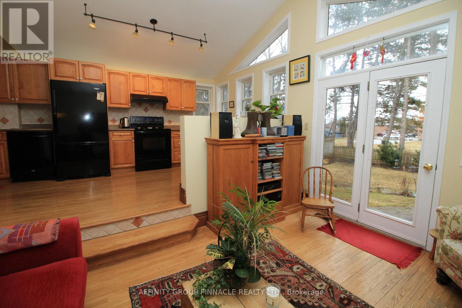 31 Fair Avenue, Kawartha Lakes (Lindsay), Ontario  K9V 3P2 - Photo 20 - X12081133