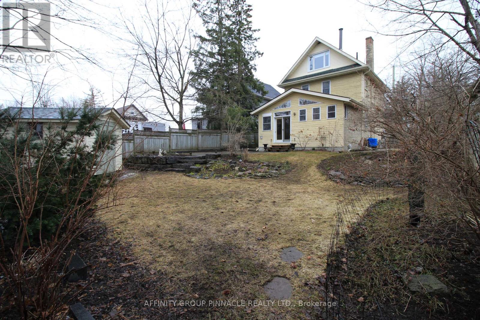 31 Fair Avenue, Kawartha Lakes (Lindsay), Ontario  K9V 3P2 - Photo 47 - X12081133