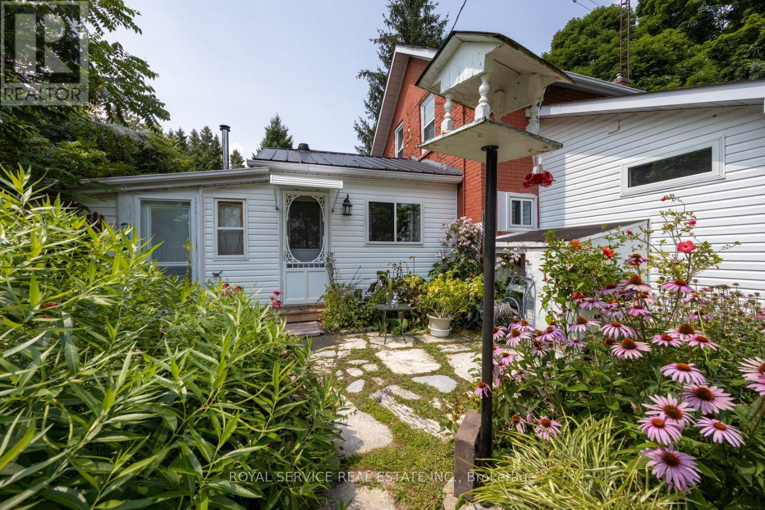 1539 Larmer Line, Cavan Monaghan (Cavan Twp), Ontario  K0L 1V0 - Photo 3 - X12081138
