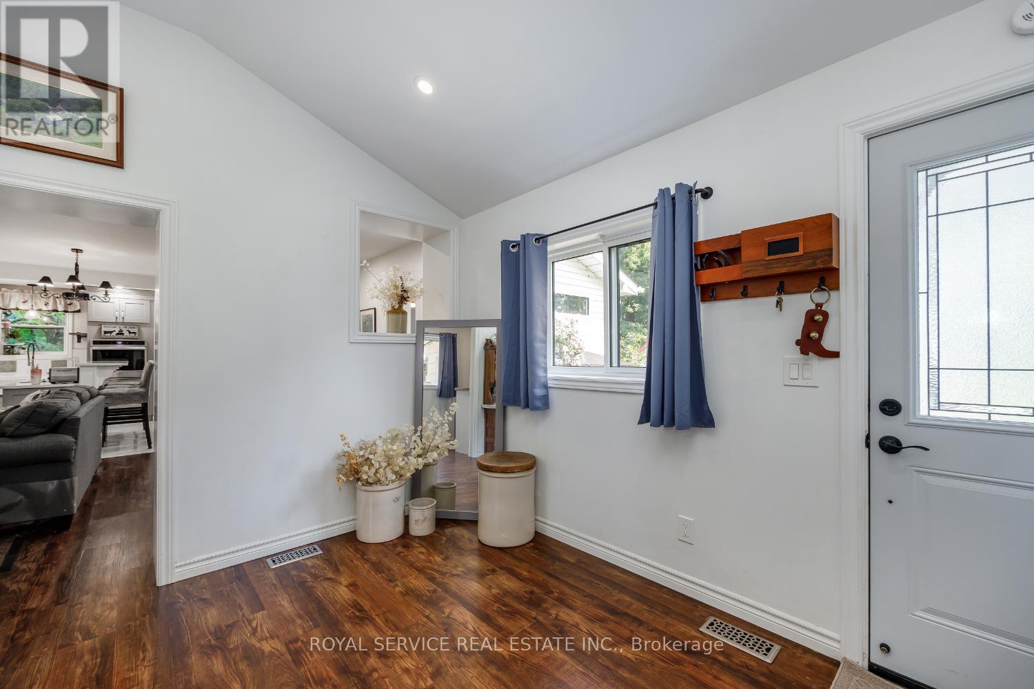 1539 Larmer Line, Cavan Monaghan (Cavan Twp), Ontario  K0L 1V0 - Photo 4 - X12081138