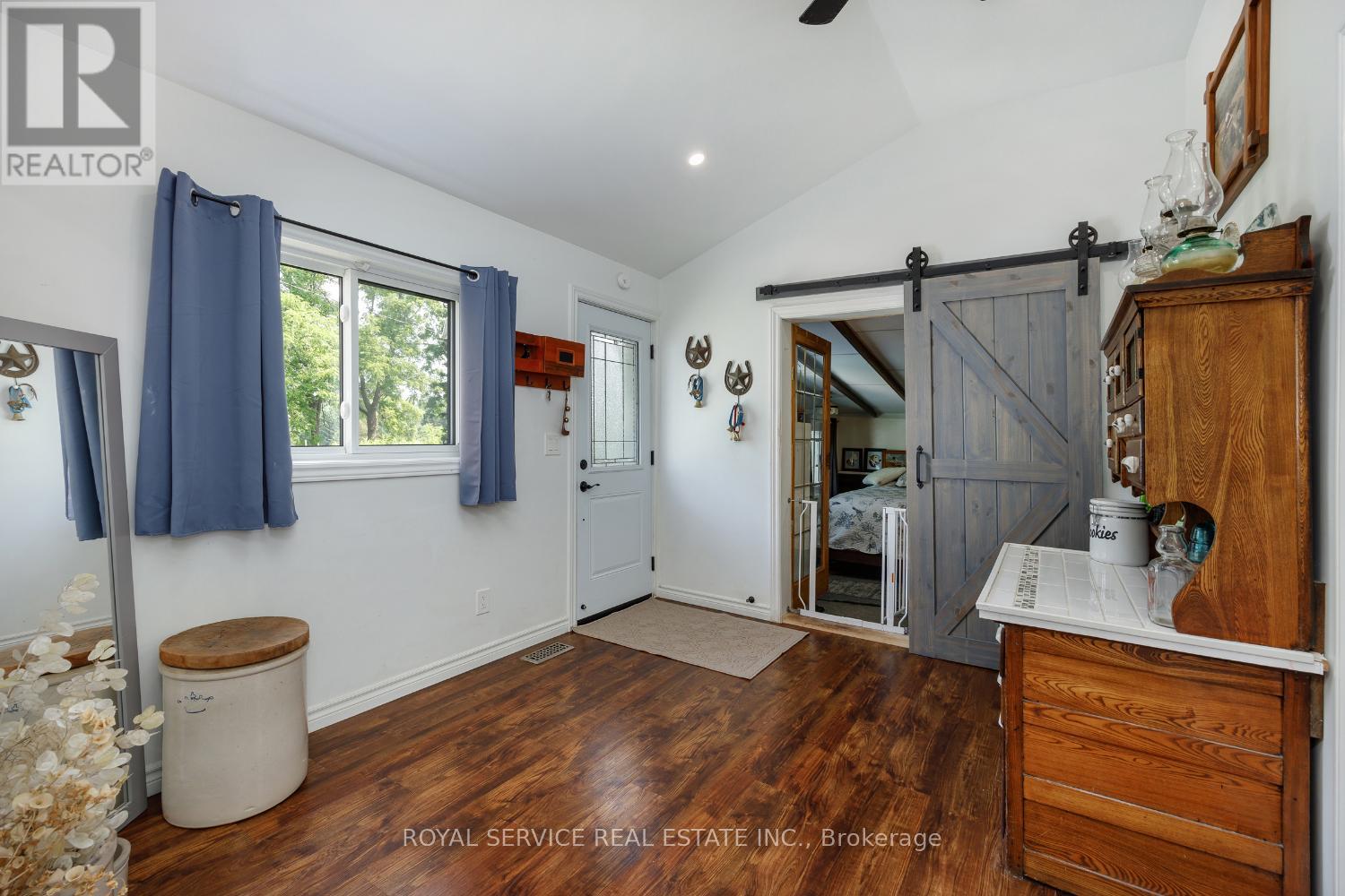 1539 Larmer Line, Cavan Monaghan (Cavan Twp), Ontario  K0L 1V0 - Photo 5 - X12081138