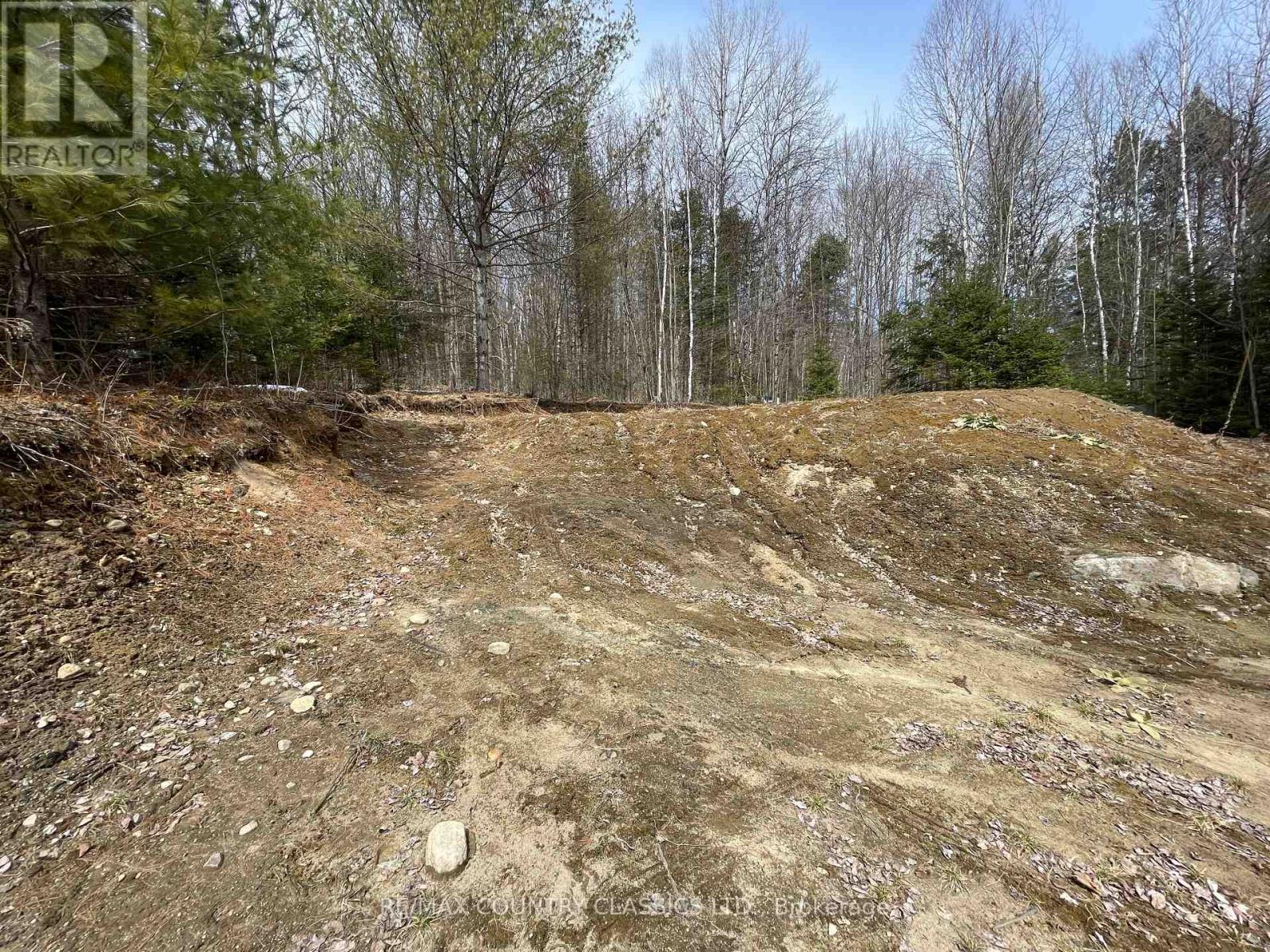 178 Gaebel Road, Bancroft (Bancroft Ward), Ontario  K0L 1C0 - Photo 8 - X12081680
