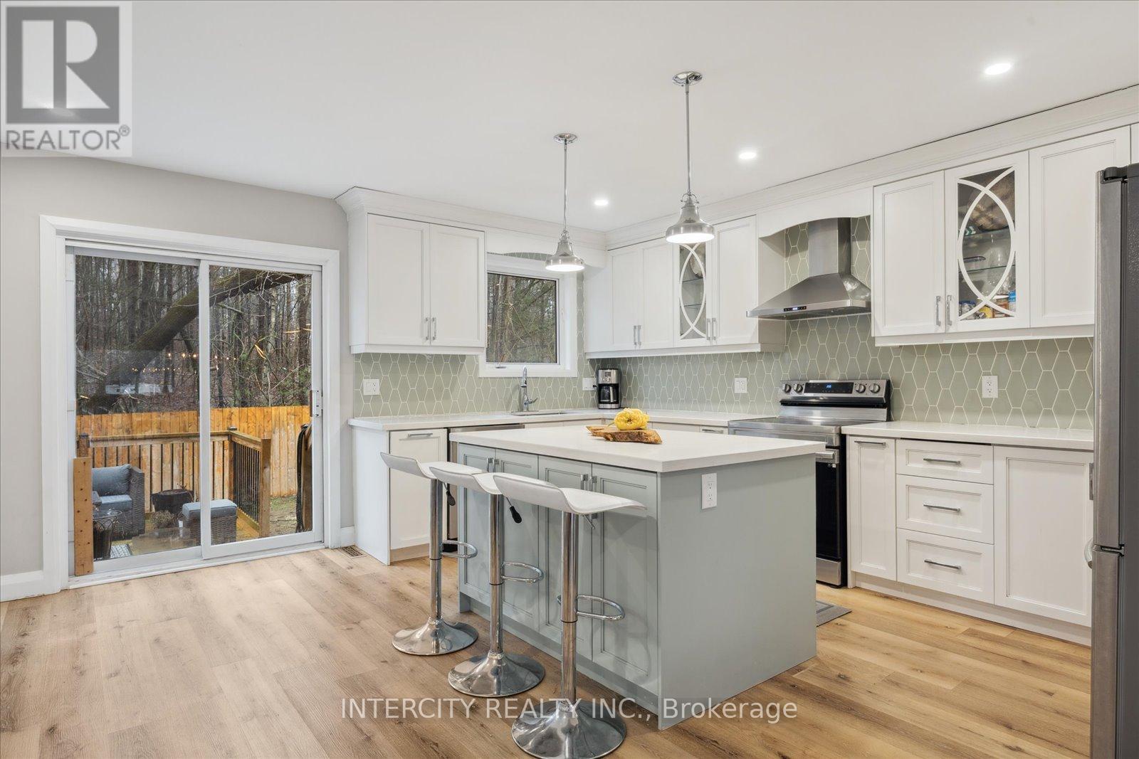 7055 Hunter Street, Hamilton Township (Bewdley), Ontario  K0L 1E0 - Photo 12 - X12081684
