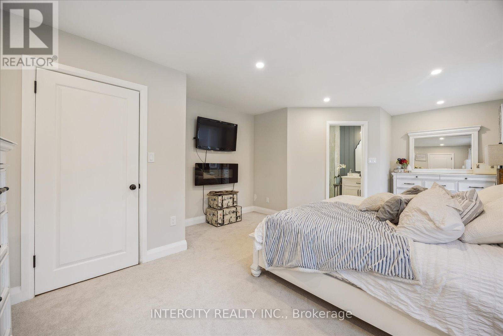 7055 Hunter Street, Hamilton Township (Bewdley), Ontario  K0L 1E0 - Photo 19 - X12081684