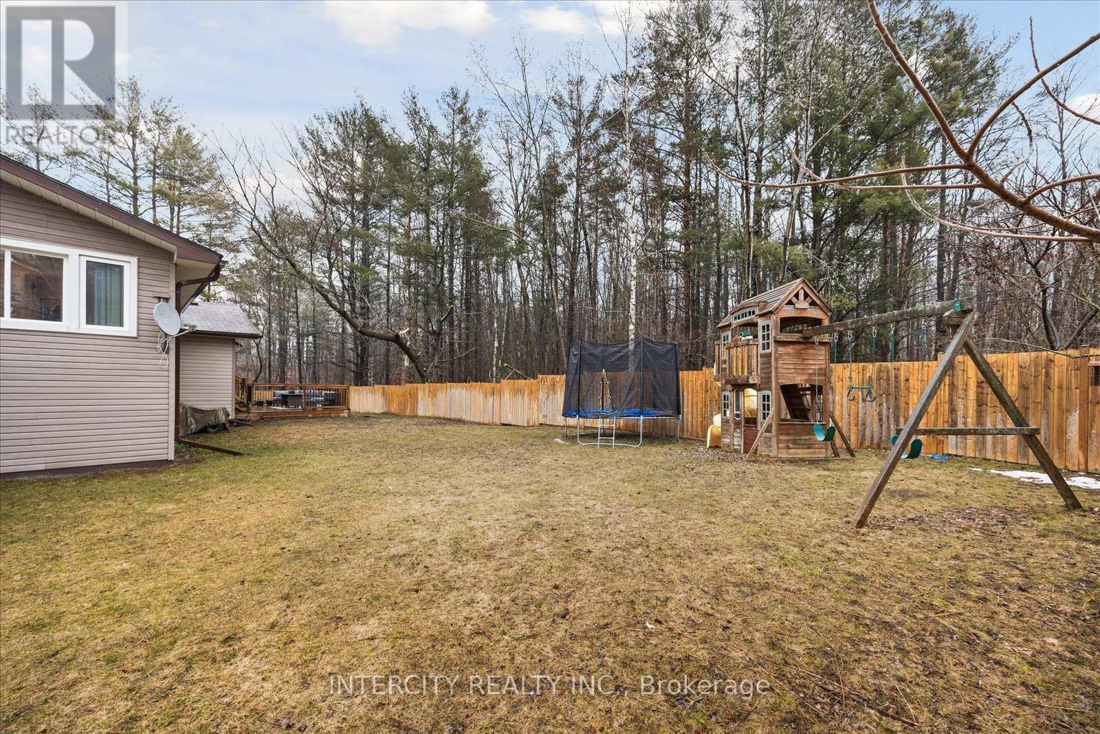 7055 Hunter Street, Hamilton Township (Bewdley), Ontario  K0L 1E0 - Photo 38 - X12081684