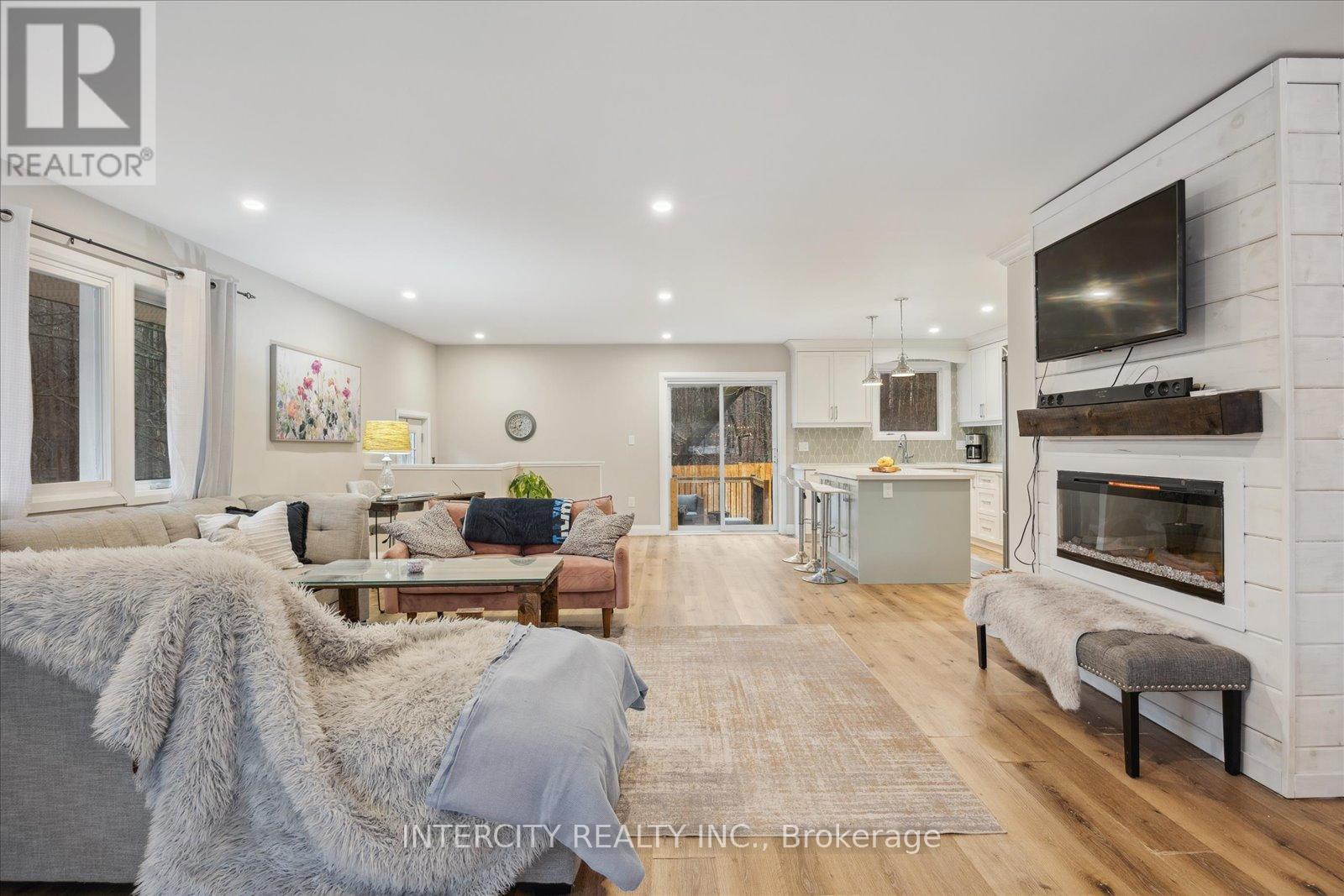 7055 Hunter Street, Hamilton Township (Bewdley), Ontario  K0L 1E0 - Photo 6 - X12081684