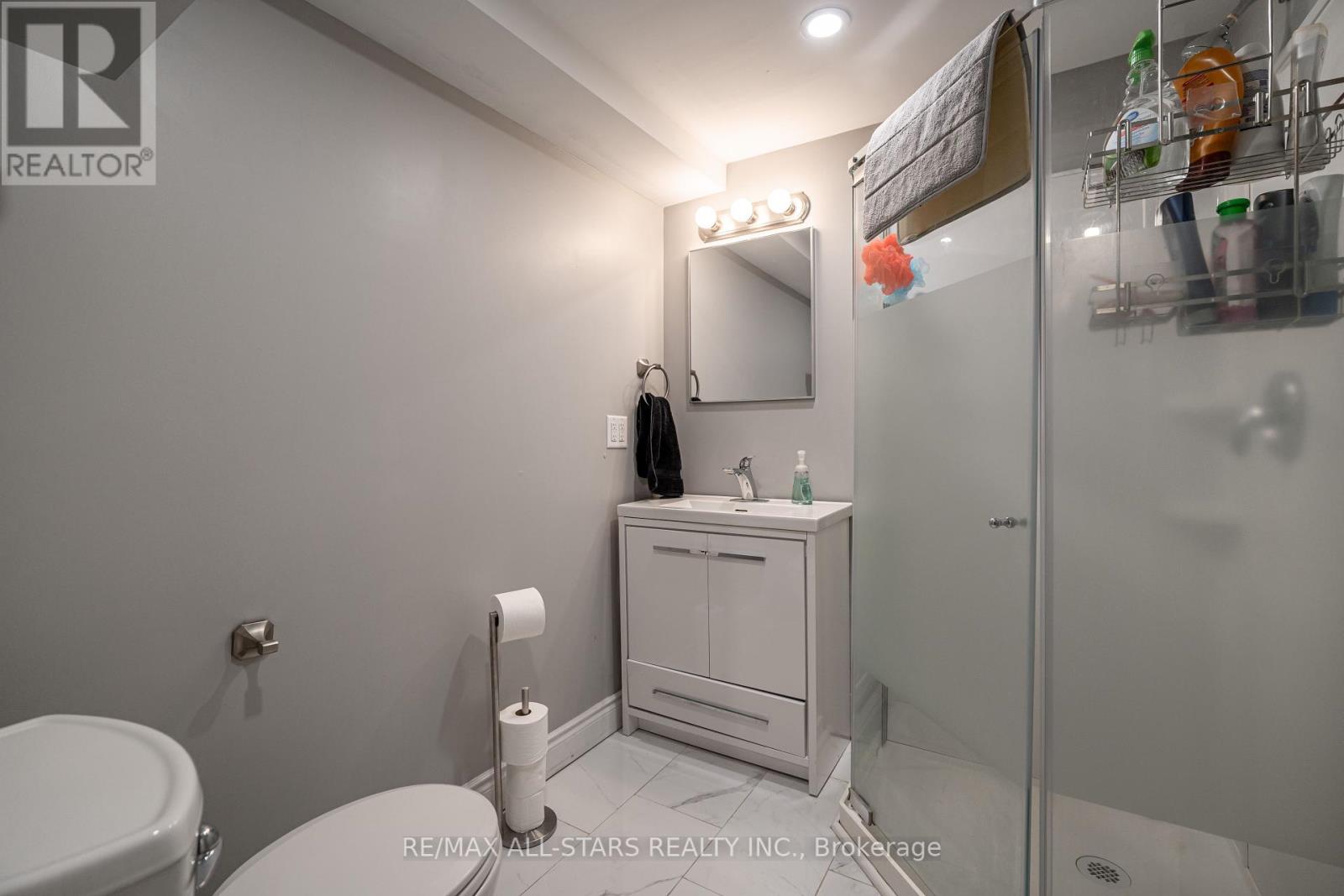 2431 Mountland Drive, Peterborough West (Central), Ontario  K9K 1V8 - Photo 19 - X12081750