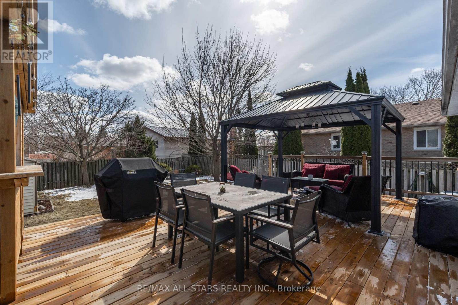 2431 Mountland Drive, Peterborough West (Central), Ontario  K9K 1V8 - Photo 24 - X12081750