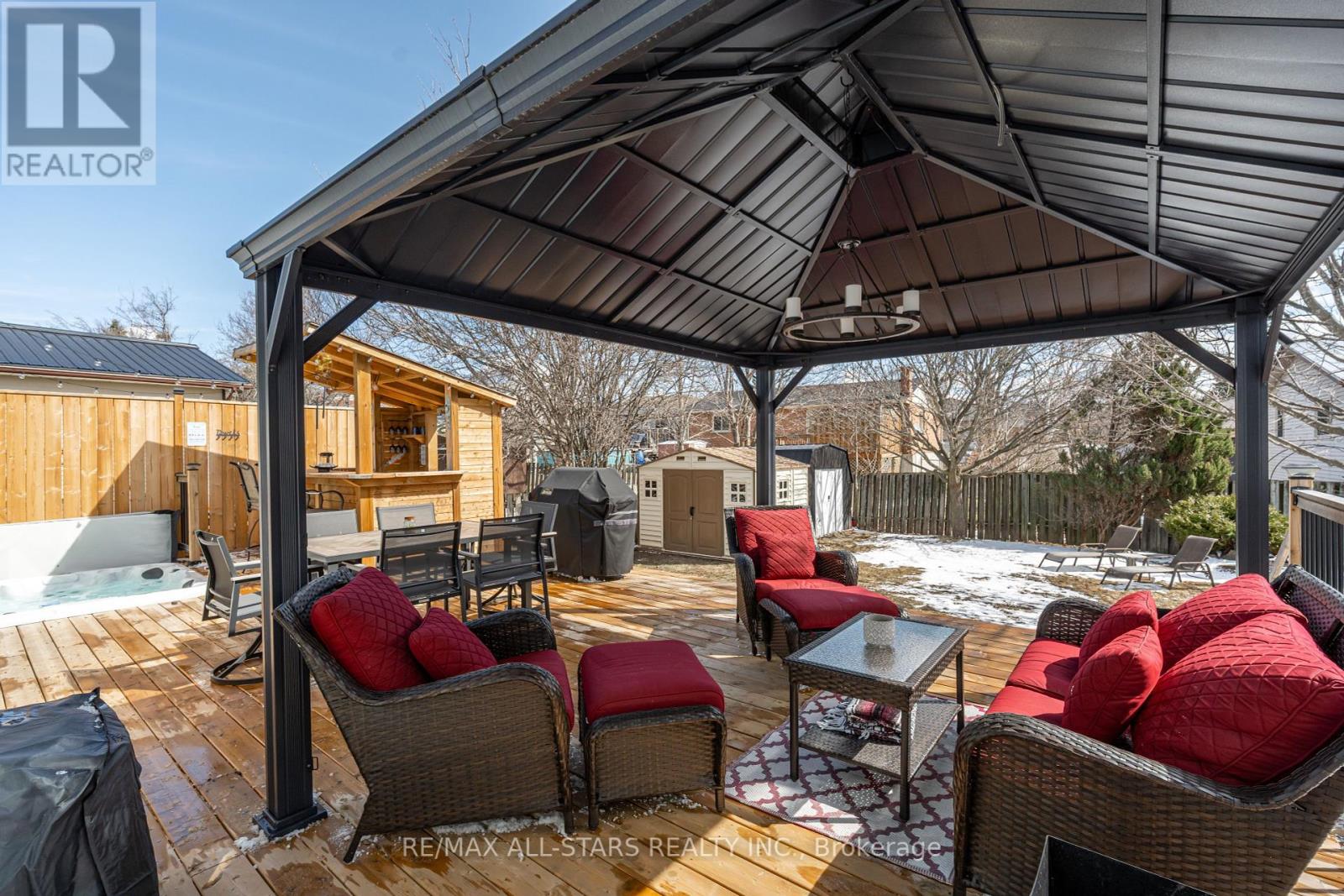 2431 Mountland Drive, Peterborough West (Central), Ontario  K9K 1V8 - Photo 25 - X12081750