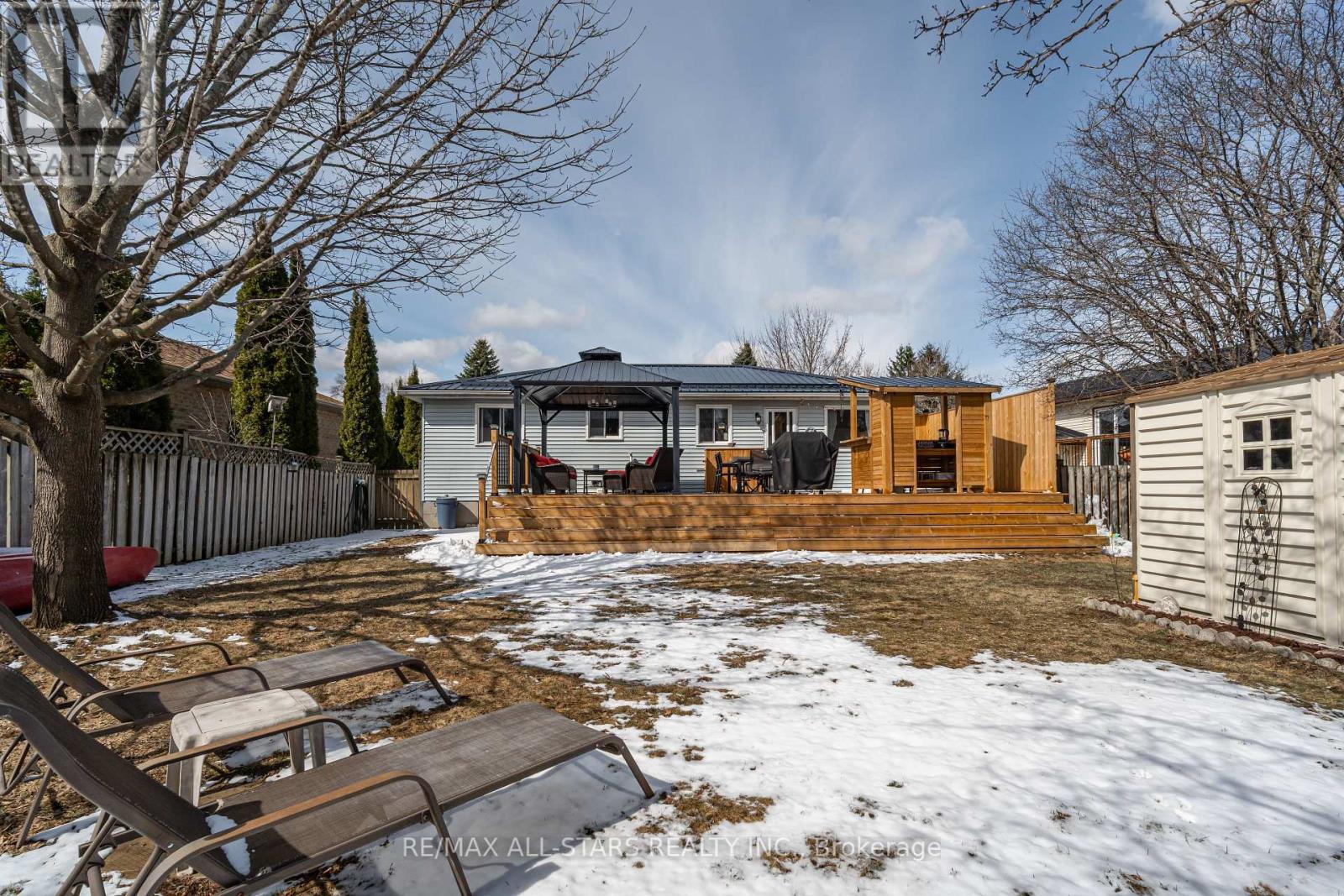 2431 Mountland Drive, Peterborough West (Central), Ontario  K9K 1V8 - Photo 28 - X12081750