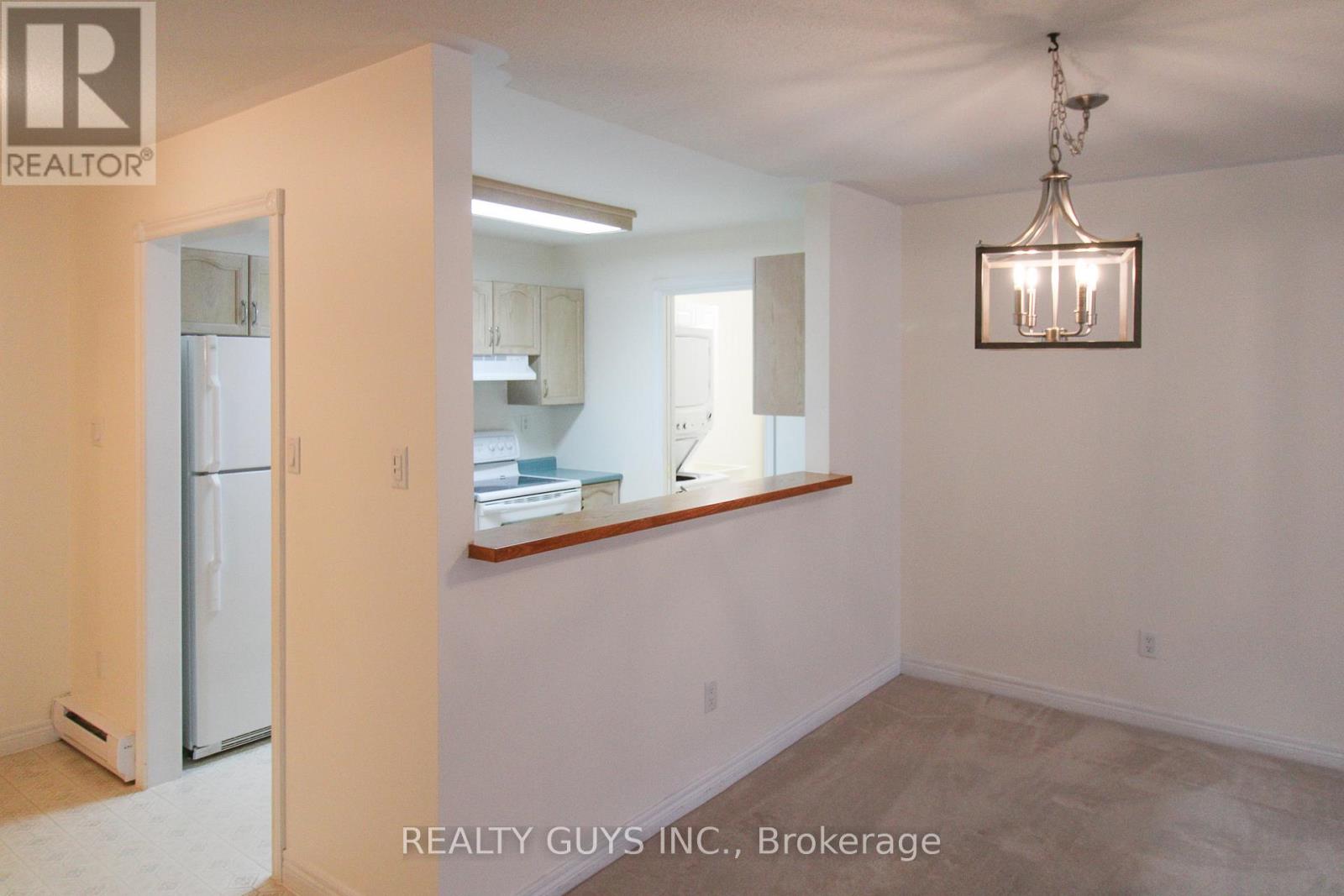 4 - 693 Whitaker Street, Peterborough East (North), Ontario  K9H 7K3 - Photo 15 - X12081922