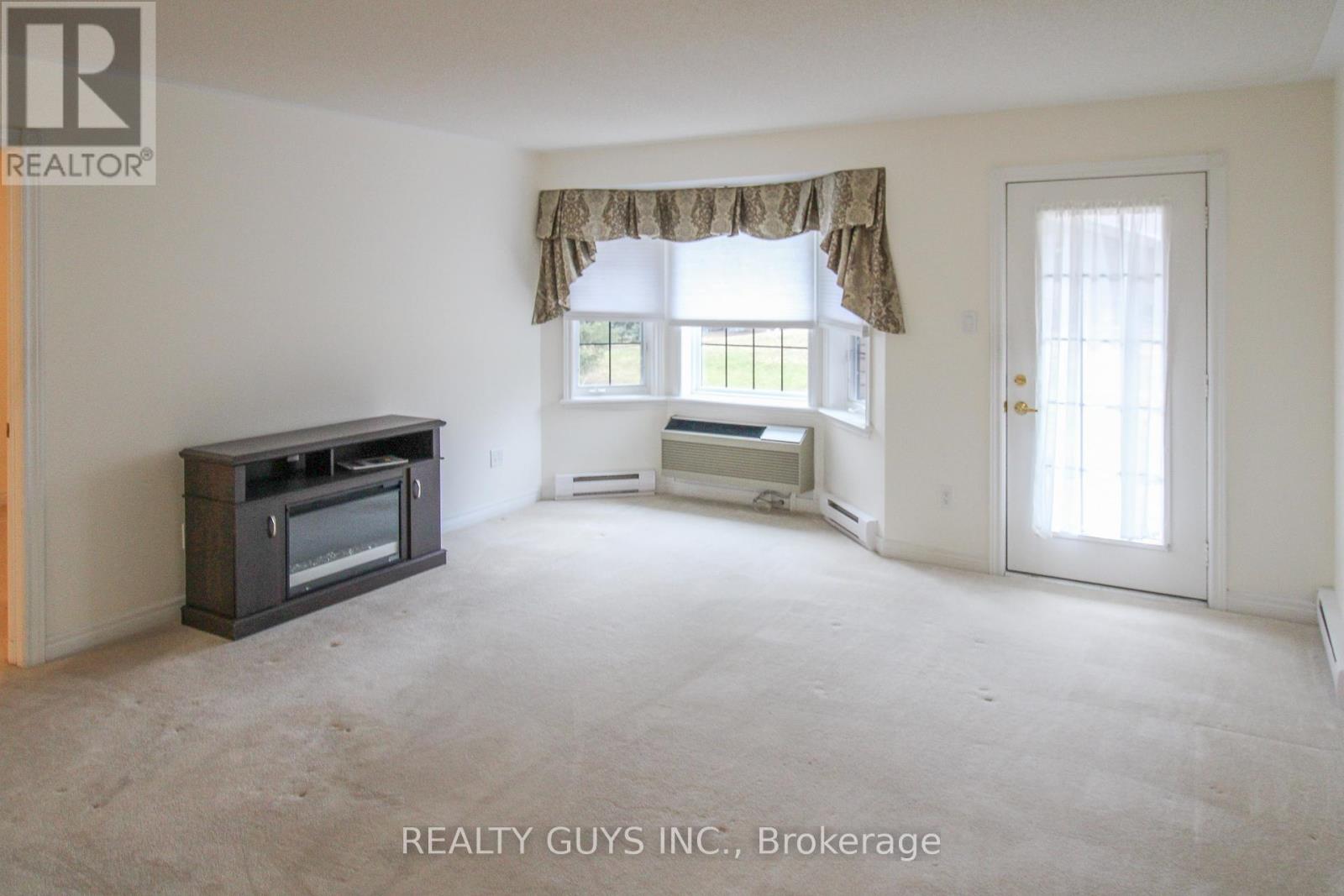 4 - 693 Whitaker Street, Peterborough East (North), Ontario  K9H 7K3 - Photo 19 - X12081922