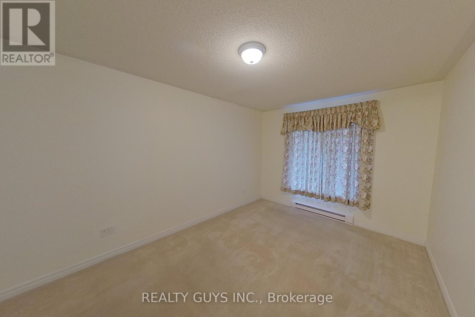 4 - 693 Whitaker Street, Peterborough East (North), Ontario  K9H 7K3 - Photo 26 - X12081922