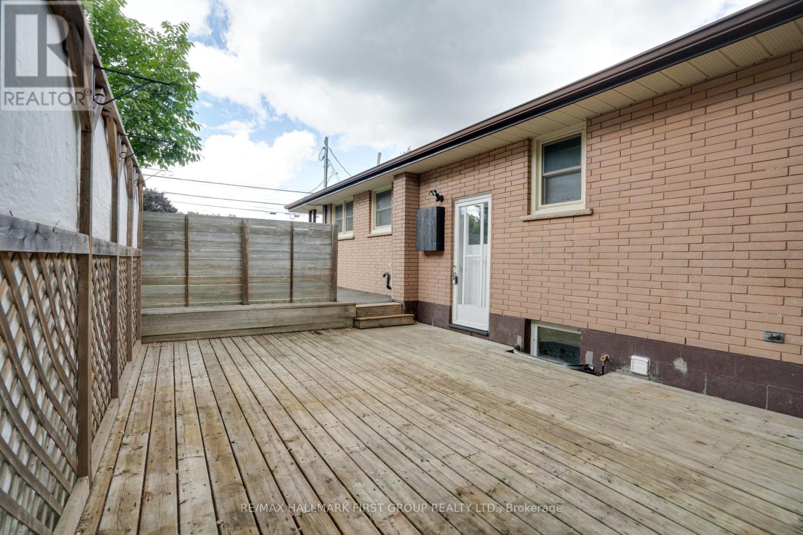Bsmt - 889 Fairbairn Street, Peterborough North (North), Ontario  K9H 6C2 - Photo 2 - X12082506