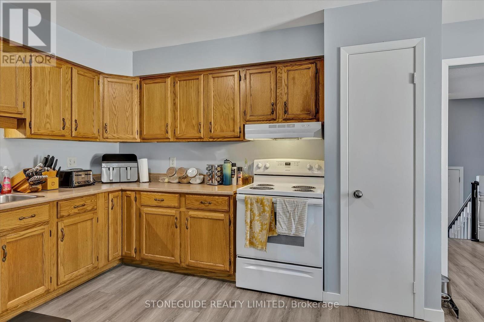 2182 Easthill Drive, Peterborough East (South), Ontario  K9L 1X3 - Photo 11 - X12082823