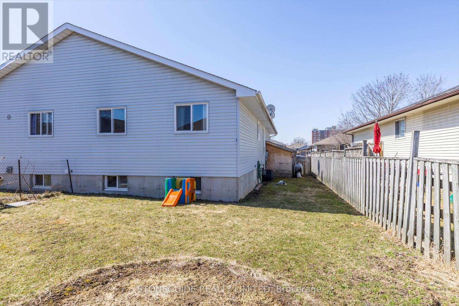 2182 Easthill Drive, Peterborough East (South), Ontario  K9L 1X3 - Photo 27 - X12082823