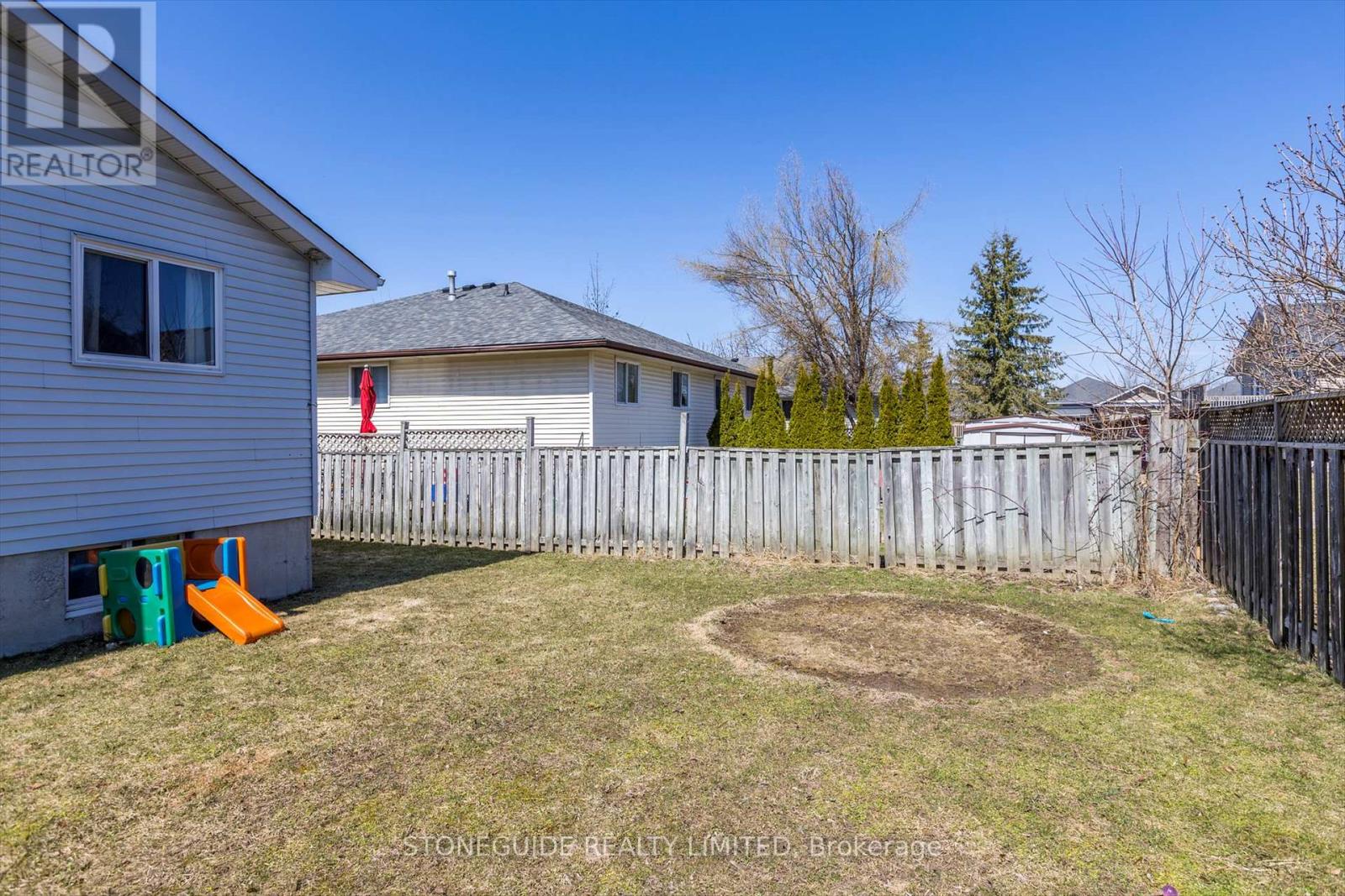 2182 Easthill Drive, Peterborough East (South), Ontario  K9L 1X3 - Photo 29 - X12082823