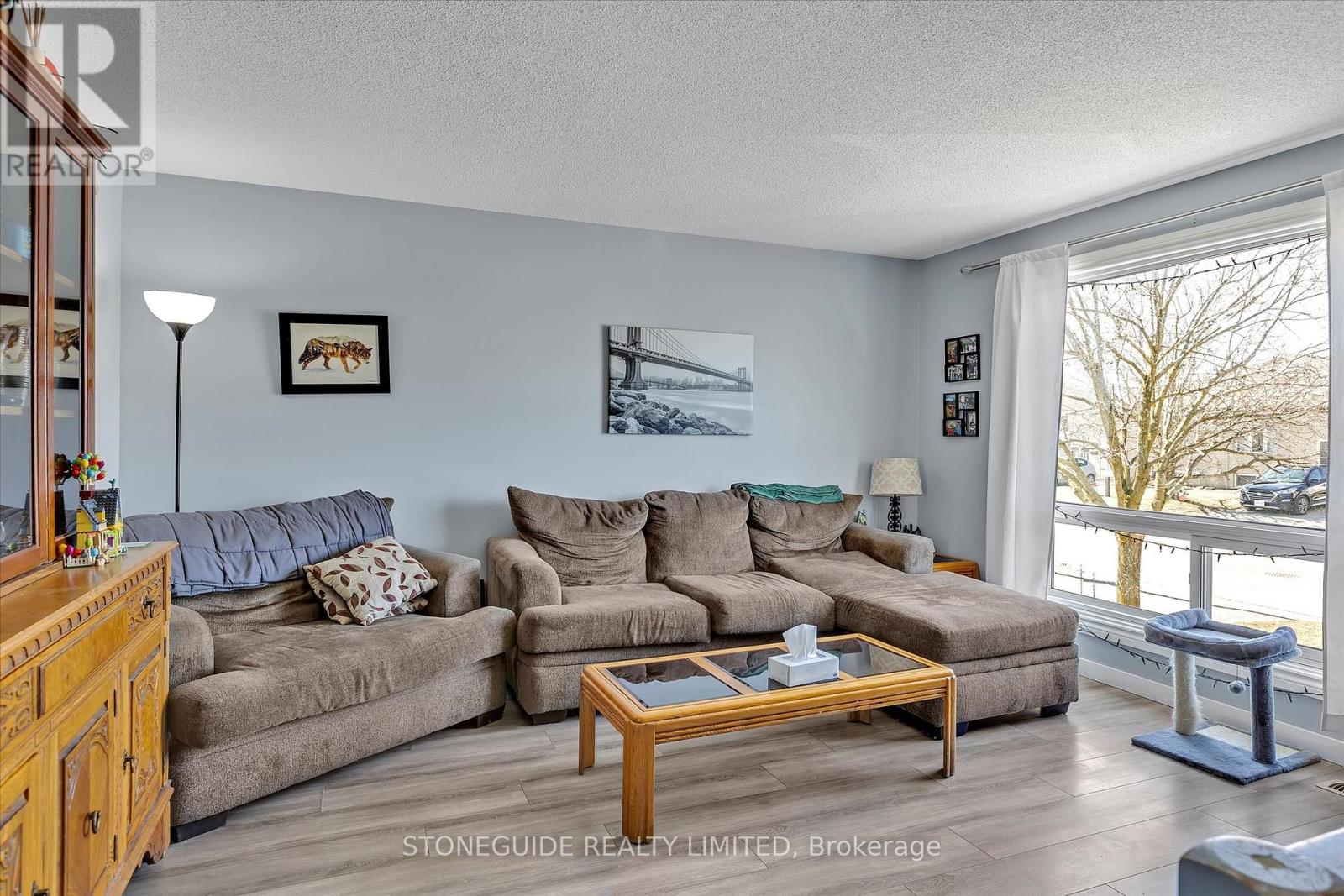 2182 Easthill Drive, Peterborough East (South), Ontario  K9L 1X3 - Photo 6 - X12082823