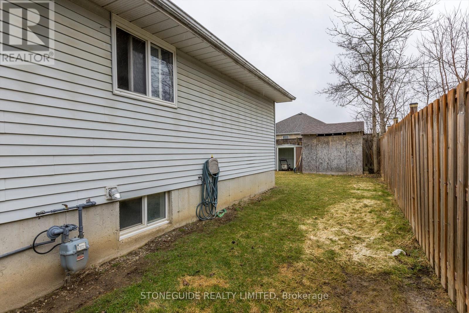 2180 Easthill Drive, Peterborough East (South), Ontario  K9L 1X3 - Photo 33 - X12082828