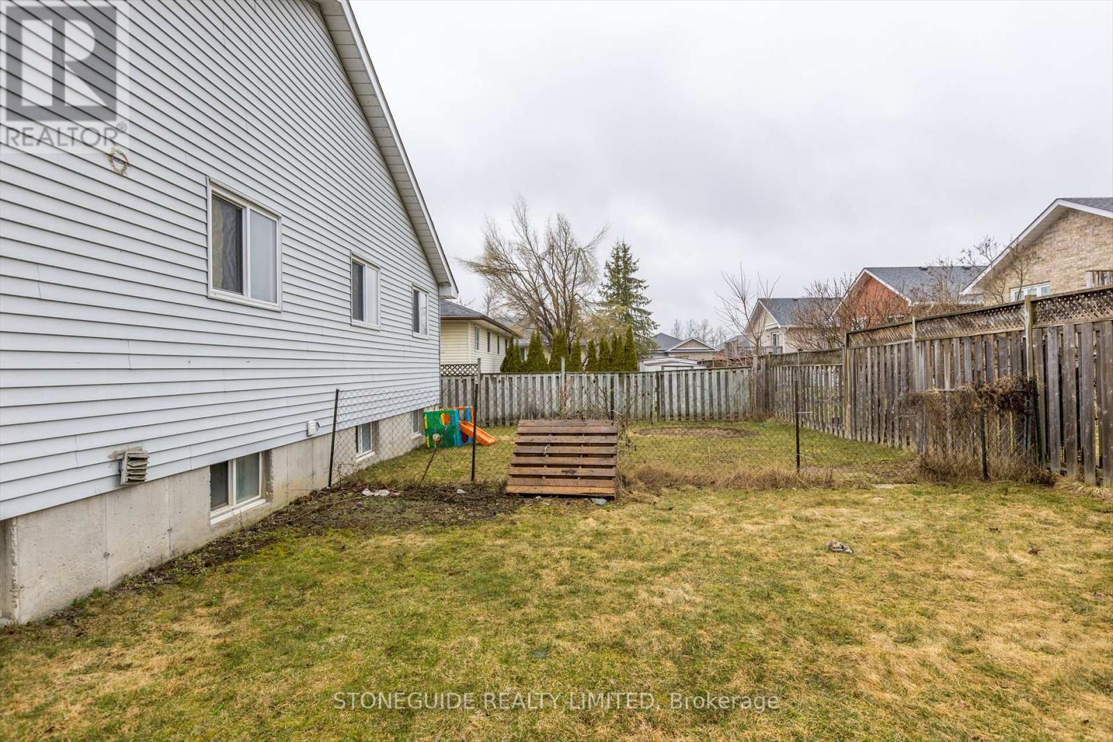 2180 Easthill Drive, Peterborough East (South), Ontario  K9L 1X3 - Photo 39 - X12082828