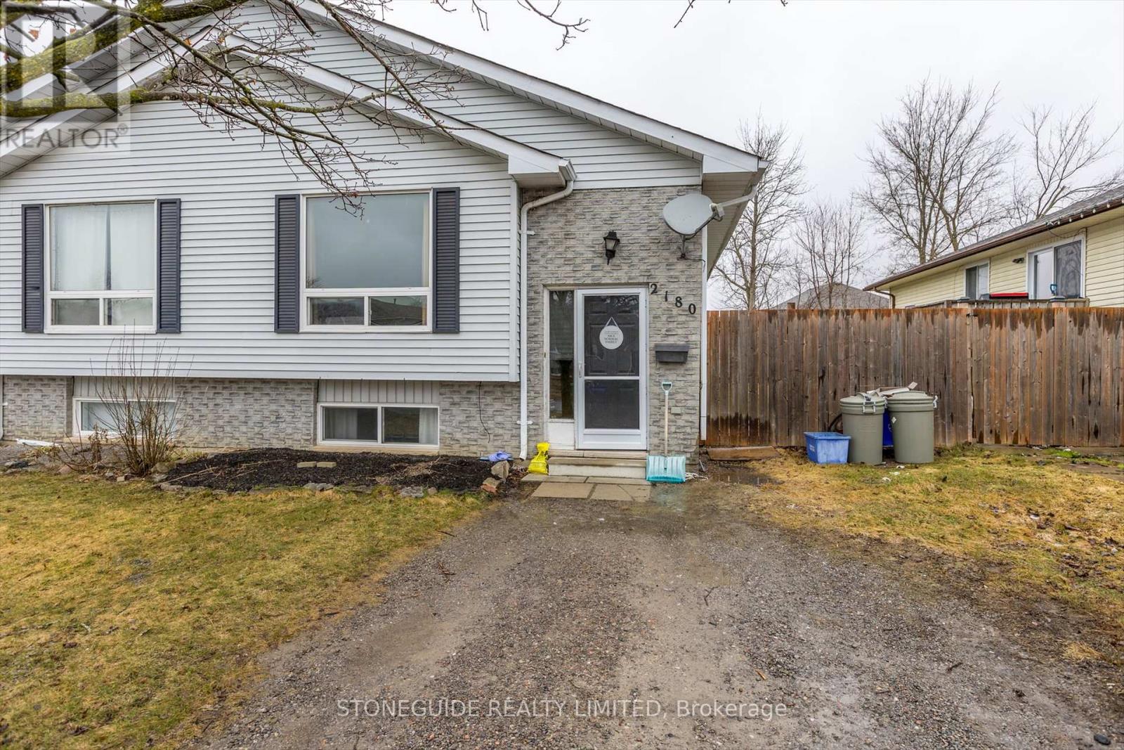 2180 Easthill Drive, Peterborough East (South), Ontario  K9L 1X3 - Photo 4 - X12082828