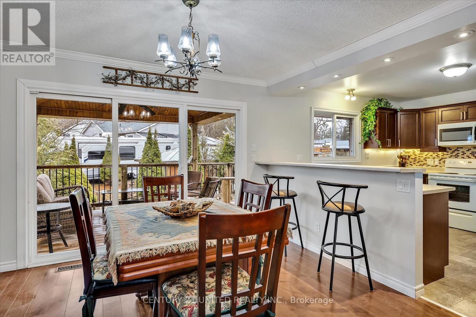 686 Corrigan Crescent, Peterborough South (East), Ontario  K9J 7N8 - Photo 14 - X12082957
