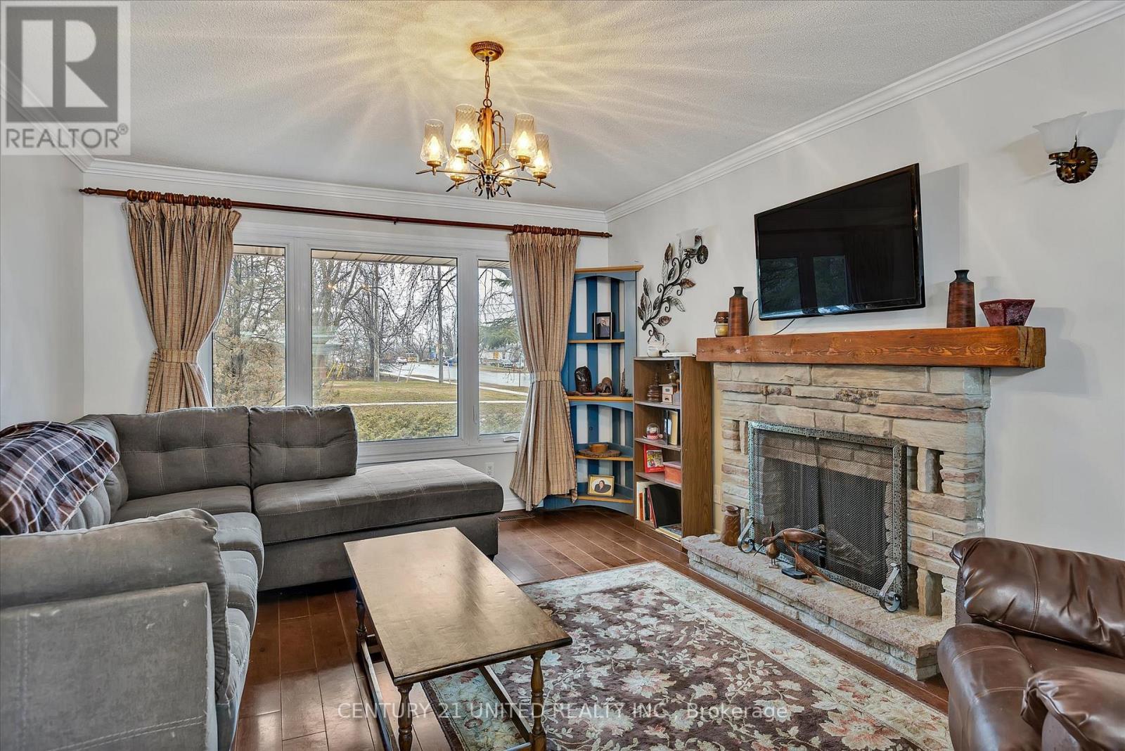 686 Corrigan Crescent, Peterborough South (East), Ontario  K9J 7N8 - Photo 15 - X12082957