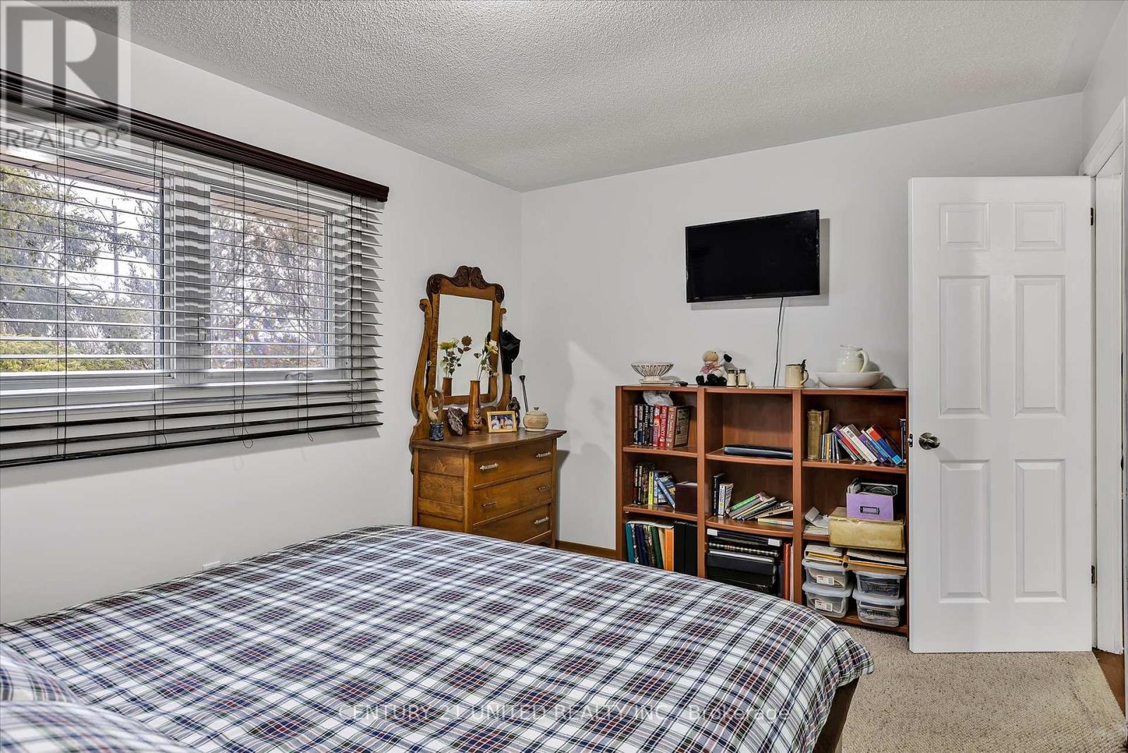686 Corrigan Crescent, Peterborough South (East), Ontario  K9J 7N8 - Photo 19 - X12082957