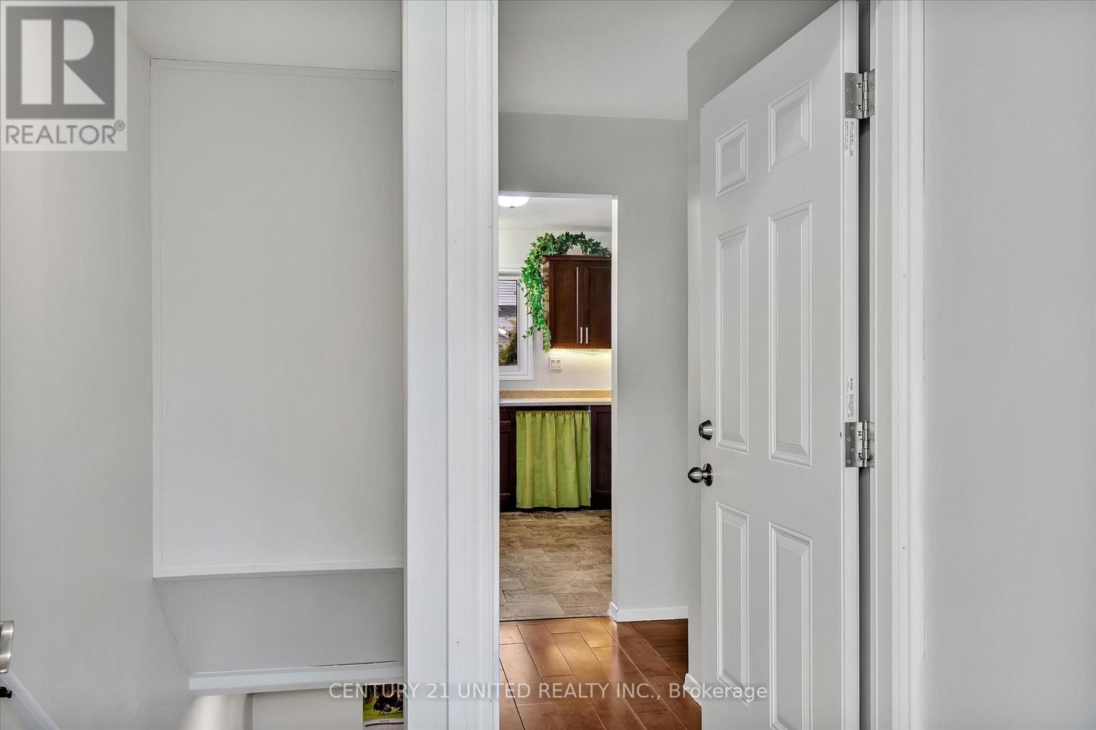 686 Corrigan Crescent, Peterborough South (East), Ontario  K9J 7N8 - Photo 22 - X12082957