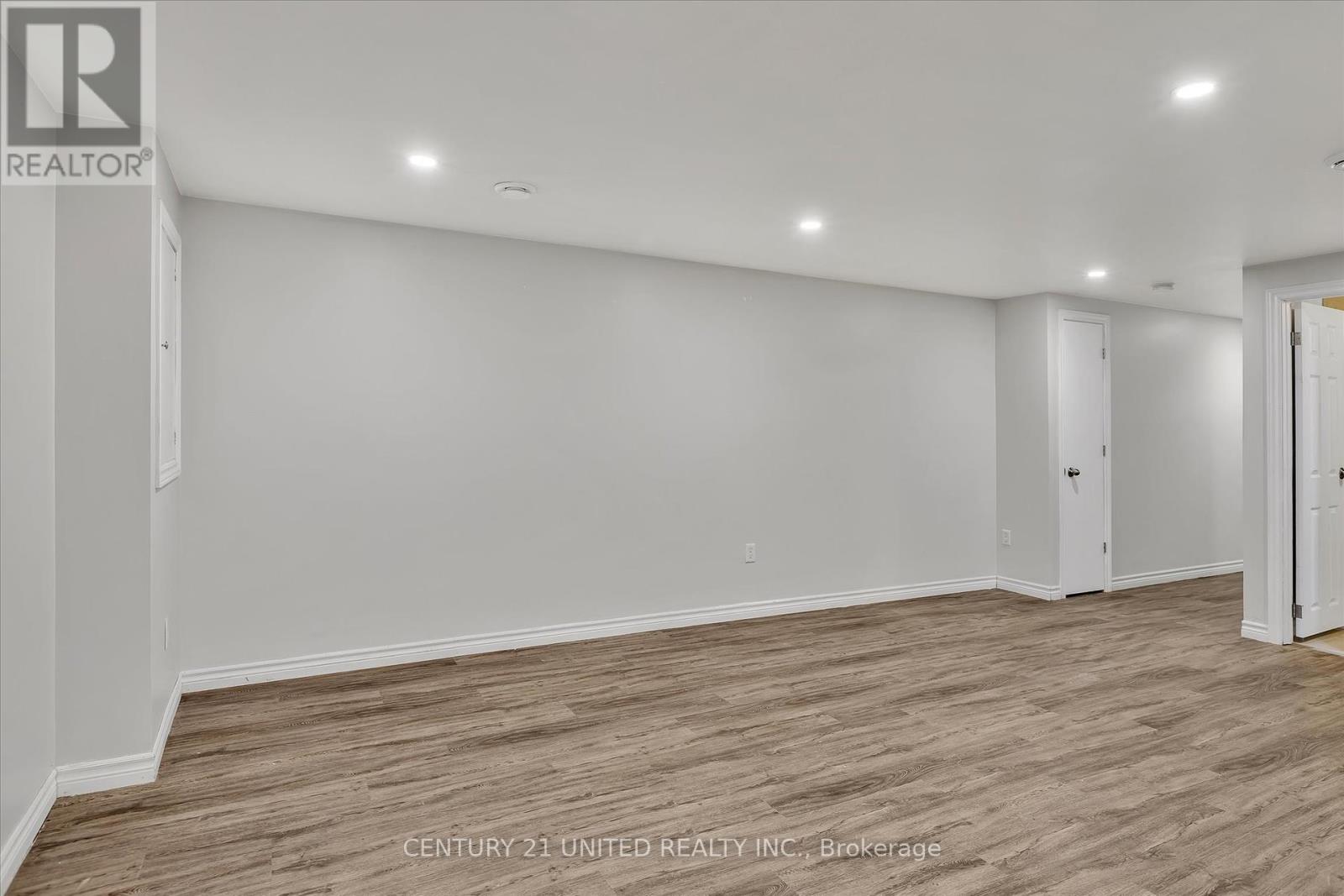 686 Corrigan Crescent, Peterborough South (East), Ontario  K9J 7N8 - Photo 26 - X12082957