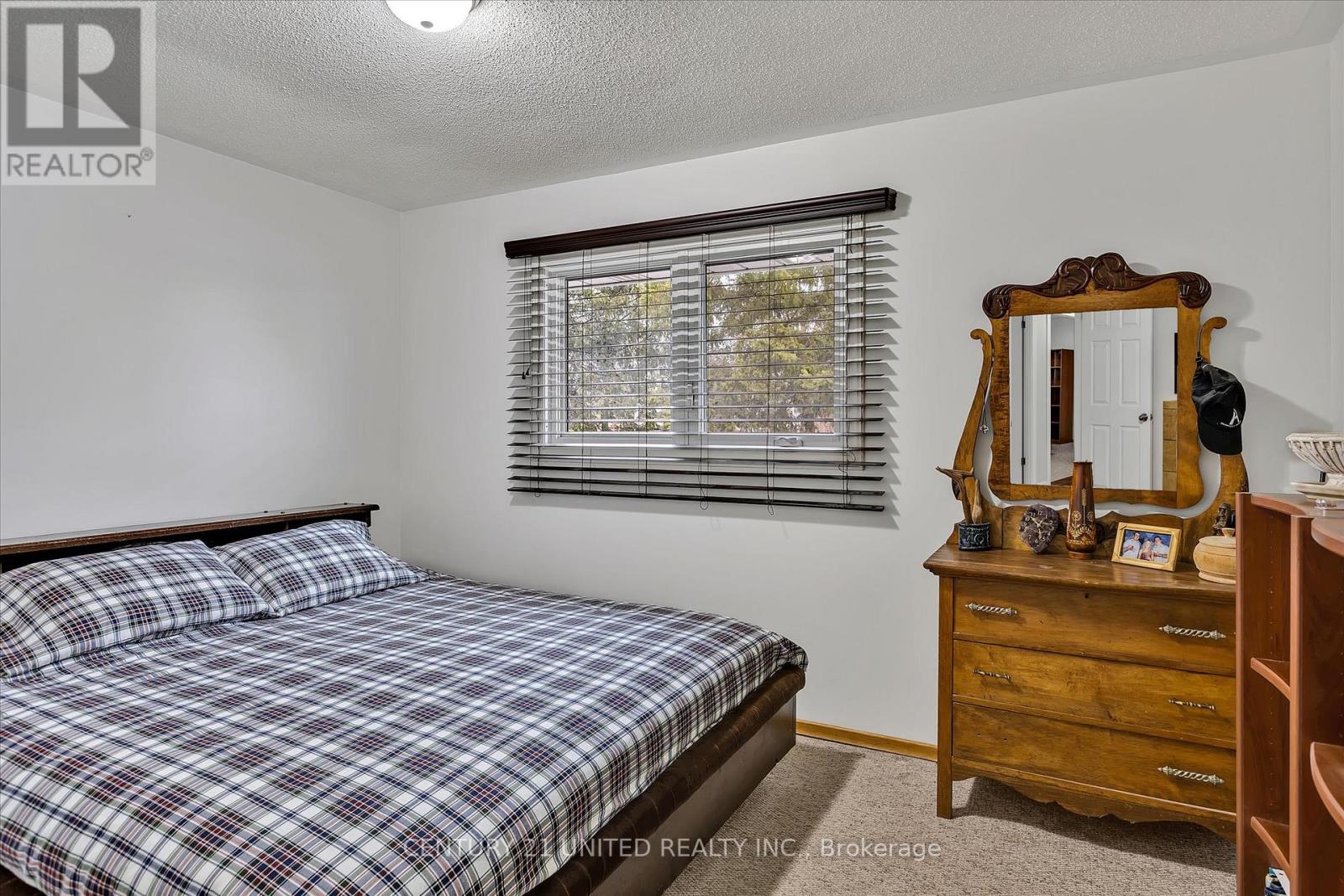 686 Corrigan Crescent, Peterborough South (East), Ontario  K9J 7N8 - Photo 35 - X12082957