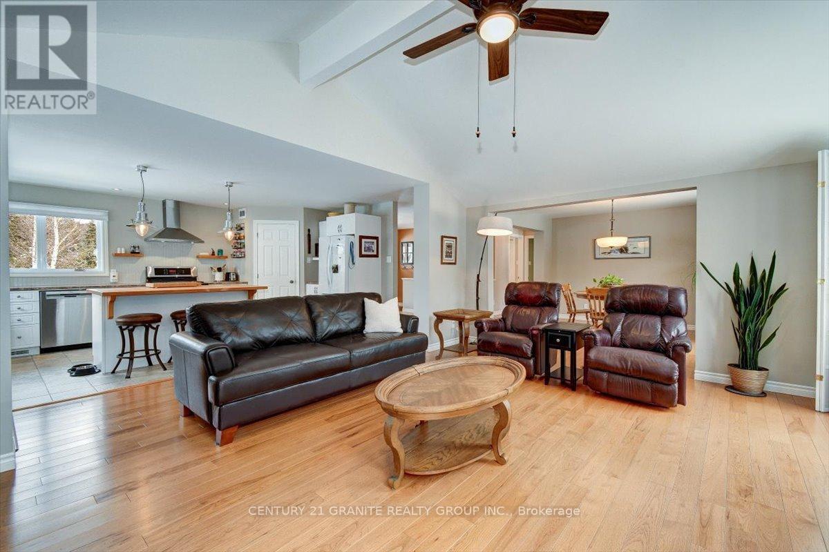 147 Airport Road, Faraday, Ontario  K0L 1C0 - Photo 10 - X12083081