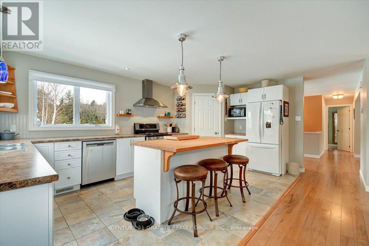 147 Airport Road, Faraday, Ontario  K0L 1C0 - Photo 14 - X12083081