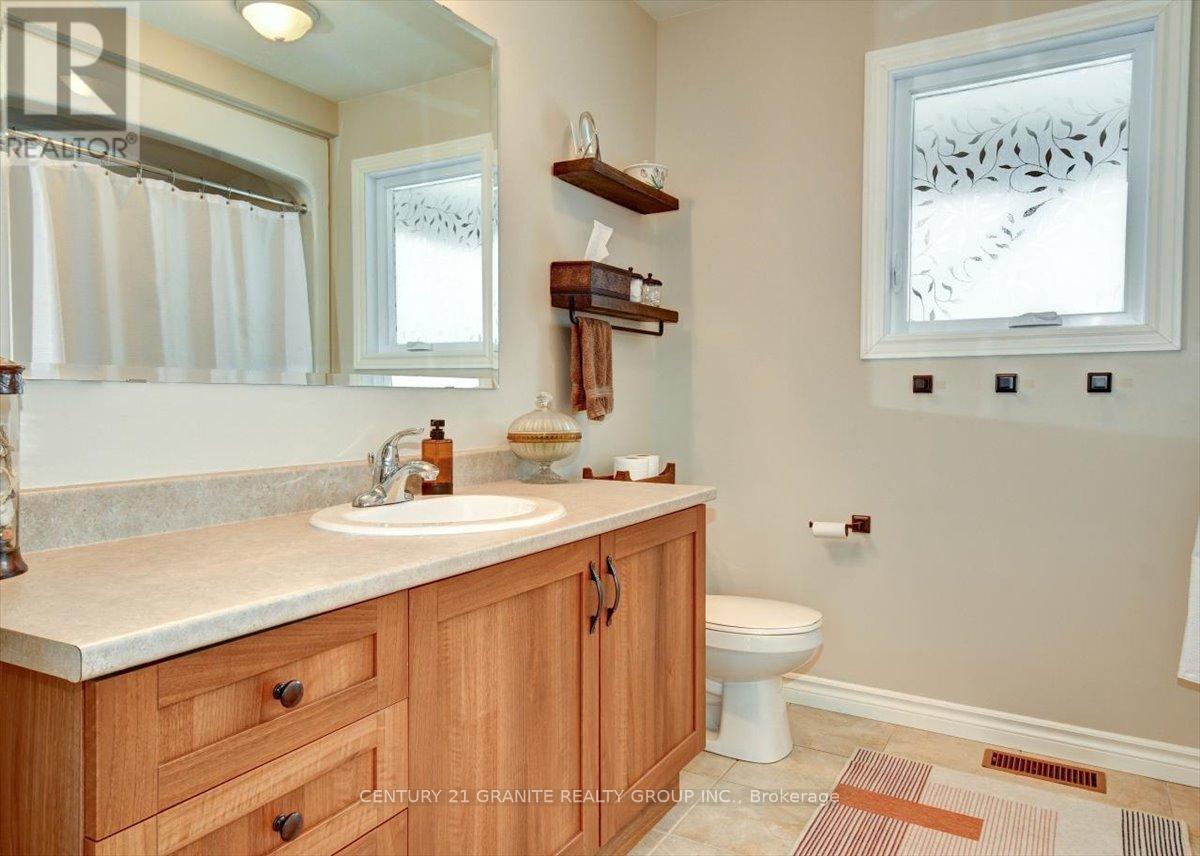 147 Airport Road, Faraday, Ontario  K0L 1C0 - Photo 20 - X12083081
