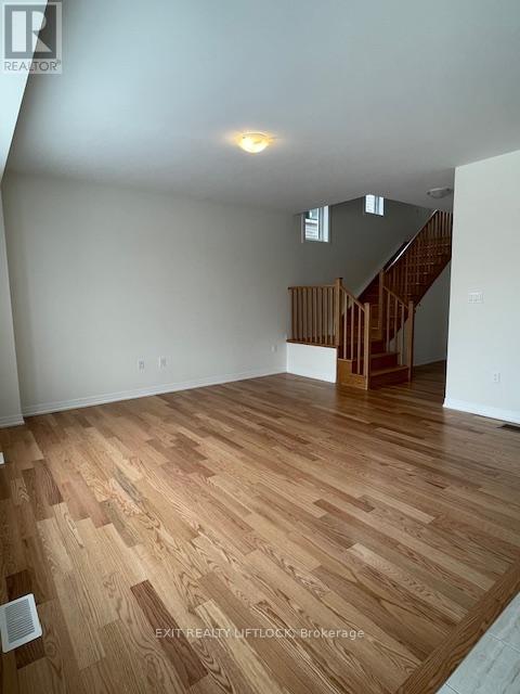 815 Griffin Trail, Peterborough North (North), Ontario  K9K 0J4 - Photo 8 - X12083330
