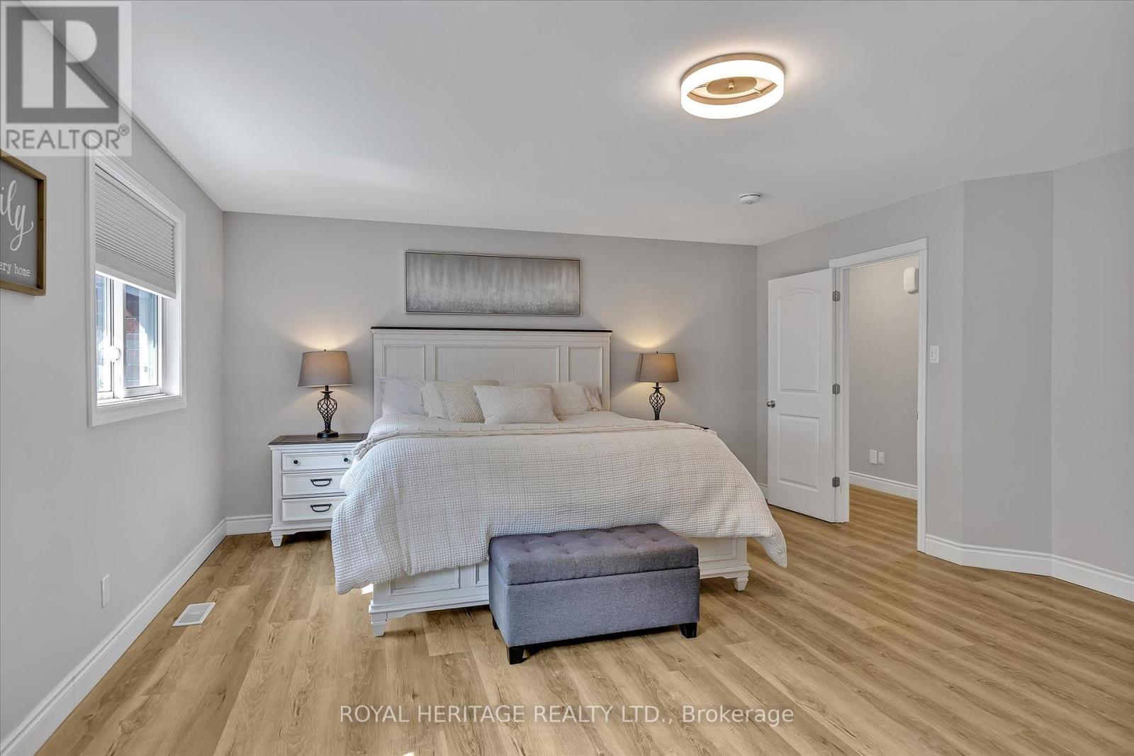 562 Joslin Street, Peterborough North (North), Ontario  K9J 0J1 - Photo 19 - X12083417