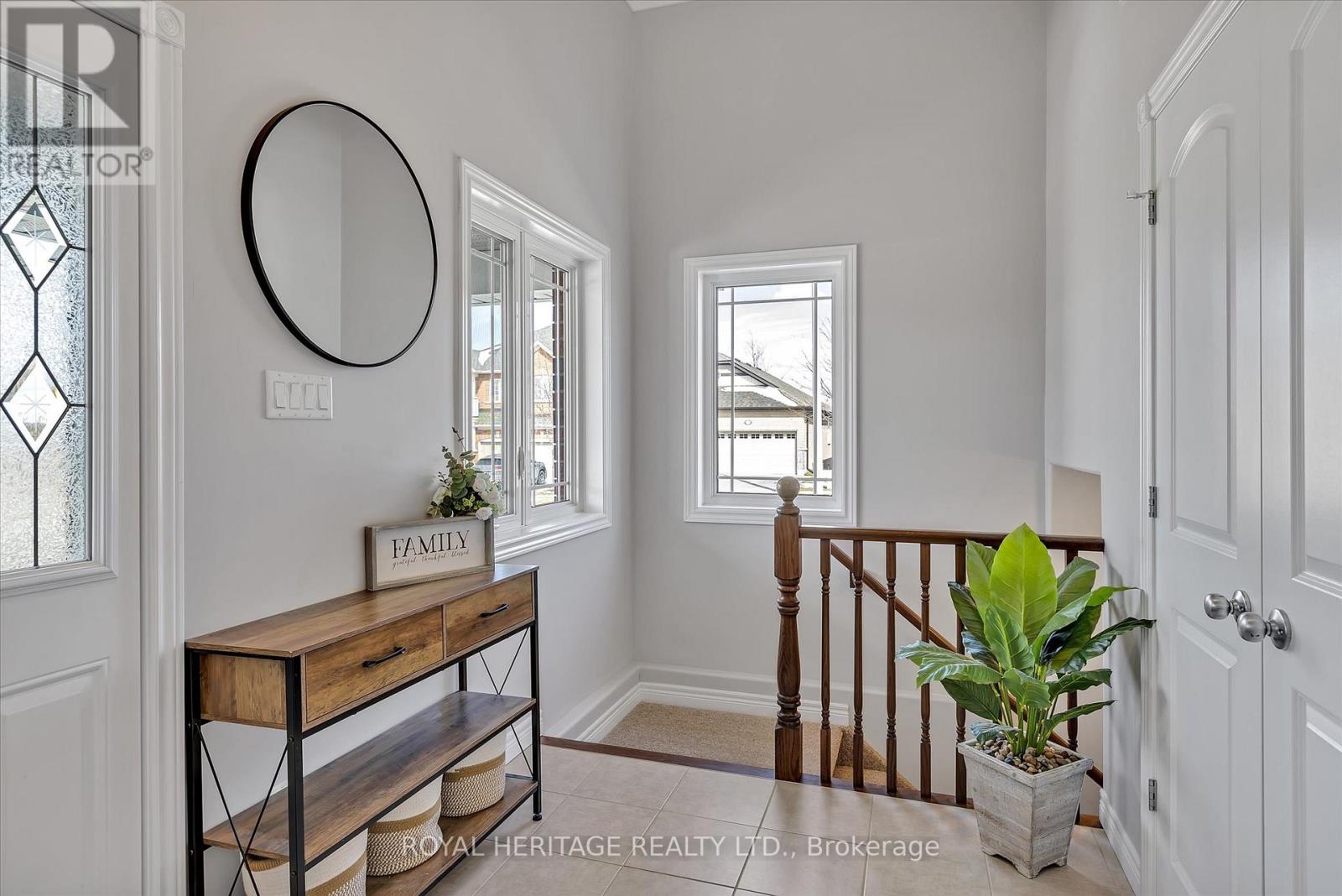 562 Joslin Street, Peterborough North (North), Ontario  K9J 0J1 - Photo 27 - X12083417