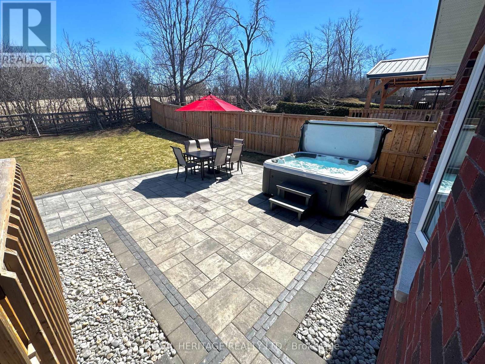 562 Joslin Street, Peterborough North (North), Ontario  K9J 0J1 - Photo 36 - X12083417