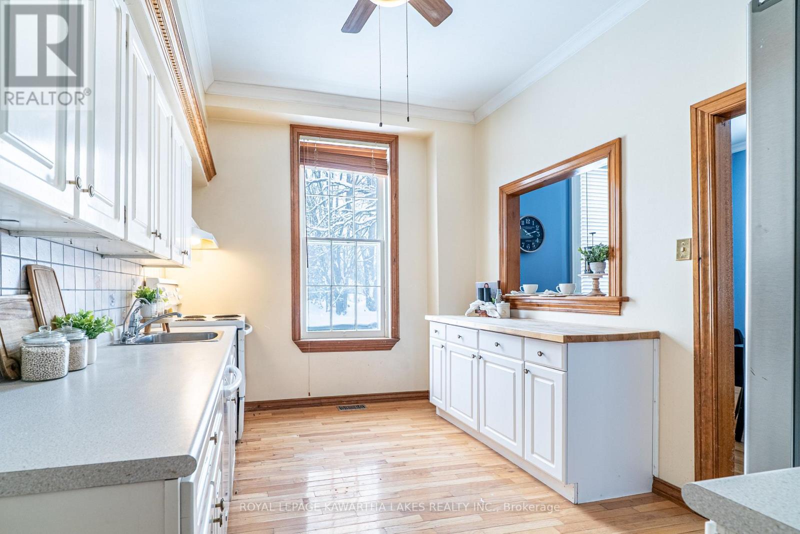 59 Regent Street, Kawartha Lakes (Lindsay), Ontario  K9V 3V3 - Photo 14 - X12083607