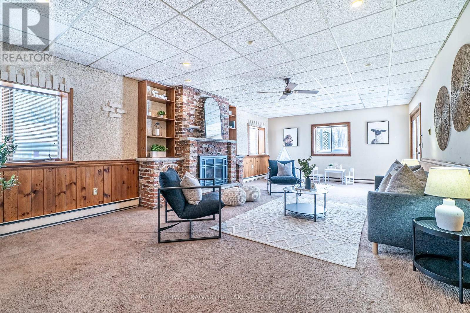 59 Regent Street, Kawartha Lakes (Lindsay), Ontario  K9V 3V3 - Photo 7 - X12083607