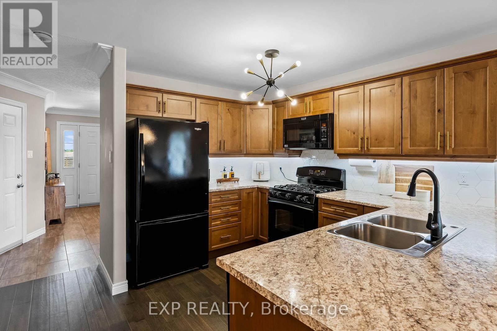 18 Noah Lane, Asphodel-Norwood, Ontario  K0L 2V0 - Photo 10 - X12083898