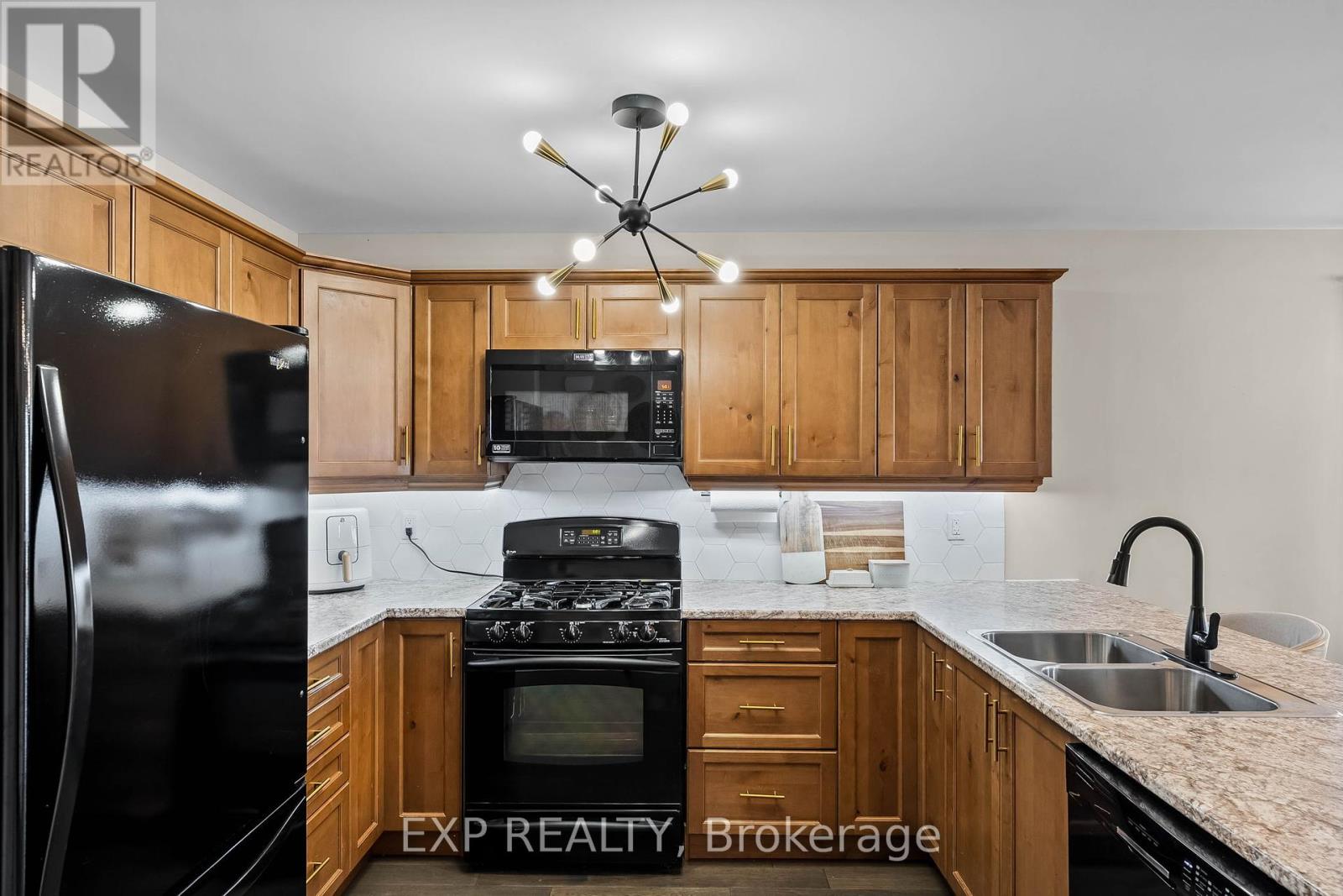 18 Noah Lane, Asphodel-Norwood, Ontario  K0L 2V0 - Photo 14 - X12083898